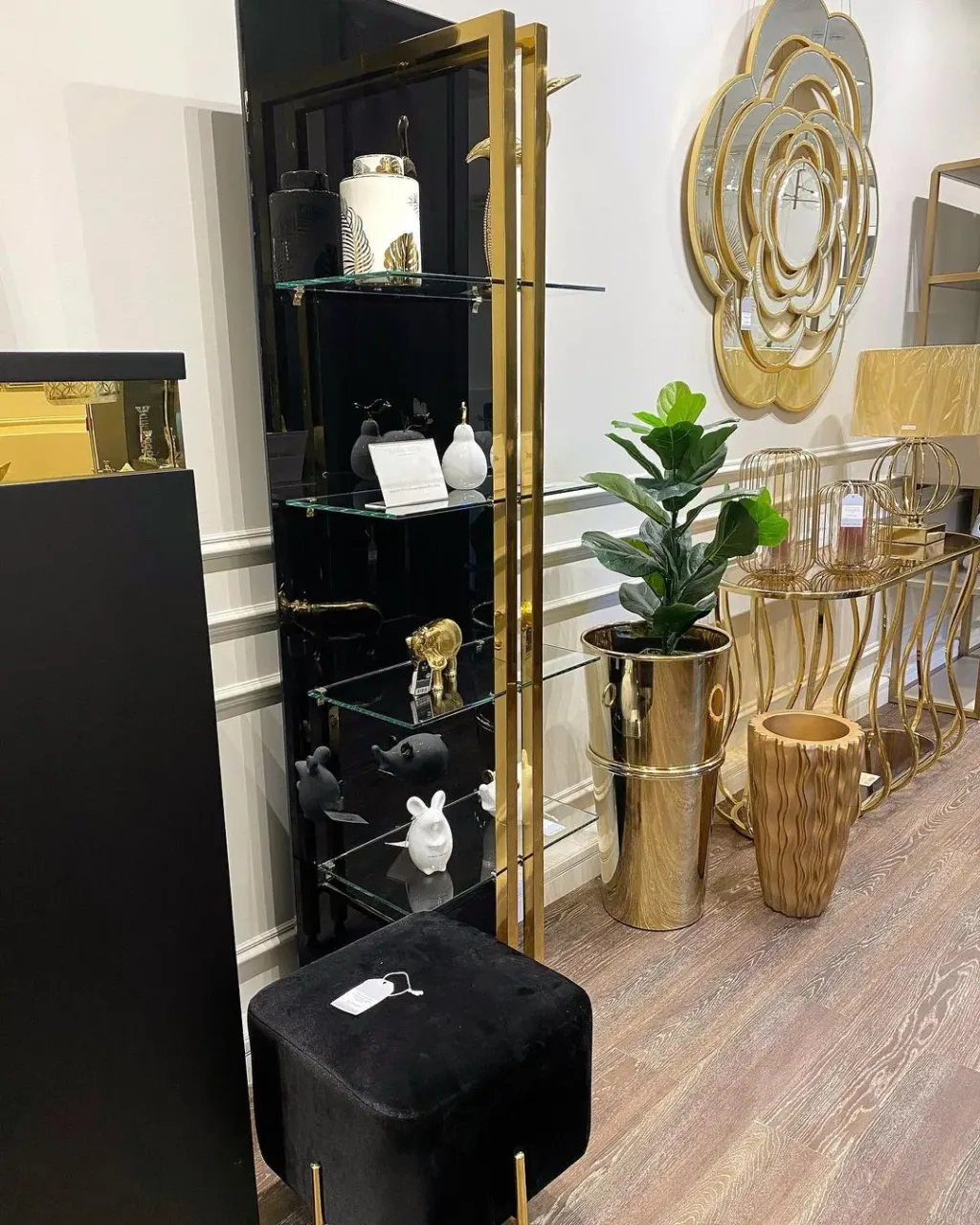 KODUKONTOR: Some more ideas to add gold to your house 🧡. For all orders: info@interiohome.ee ▫️ Our salon in Tallinn: Paadi tee 3 #sisustus #interjöör #homeoffice #interiohome #sisustusinspiraatio #sisustusidea #sisustusblogi