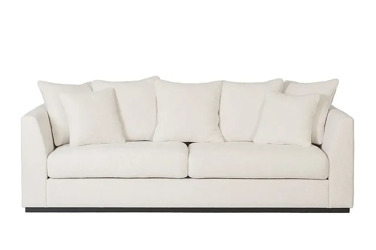 Meie elutuba: diivan Roberto on sama pehme kui pilv ☁️ ▫️ Our living room : Roberto sofa is so soft, as a cloud #interjöör #sisustus #diivan #sisustusinspiraatio #sisustusidea #sisustussuunnittelu #sisustusblogi #mööbel #tallinn