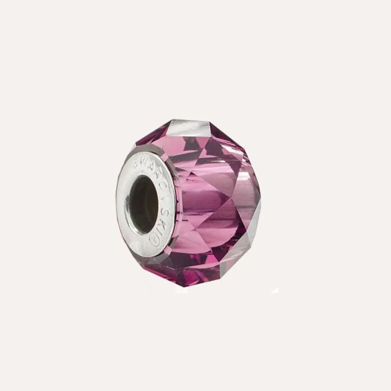 Pandora amulett käevõrule on suurepärane kingitus armastatud emale, sõbrannale või neiule.
Meilt leiate ainulaadseid tüüpi Swarovski amulette.
⠀
Swipe, et näha rohkem ning valida endale sobiv amullet!
⠀
Neil on ka hea hind: alates 12 kuni 16 €
⠀
Üllatage oma sõpru ja lähedasi!
⠀
Амулет для браслета Pandora отличный подарок для любимой мамы, подруги или девушки.
⠀
В нашем ассортименты представлены уникальные шармы Swarovski нескольких видов, листай и выбирайте.
⠀
У них приятная стоимость: от 12 до 16 €
⠀
Удивляйте своих близких!