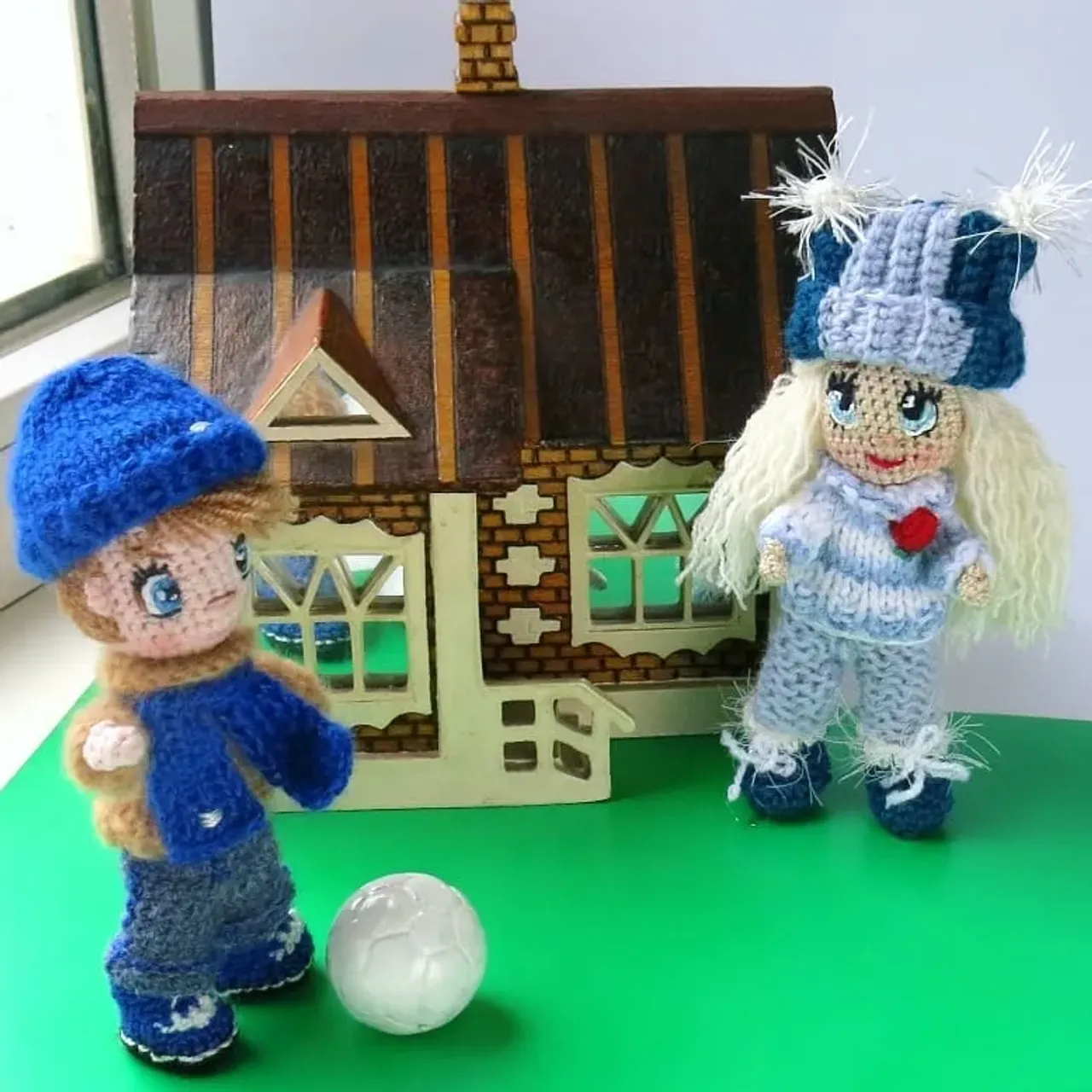 Вот и наступили эти замечательные весенние денечки!
.
#weamiguru #amigurumi #amigurumidoll #crochetdoll #instacrochet #handmade #подарок #вязанаякукла #love #ярмаркамастеров #amigurumi_mi #коллекция #хобби #вязаниеназаказ #магия #любовь #коллекционнаякукла #шанс #миниатюра #игра #подарок #crochet