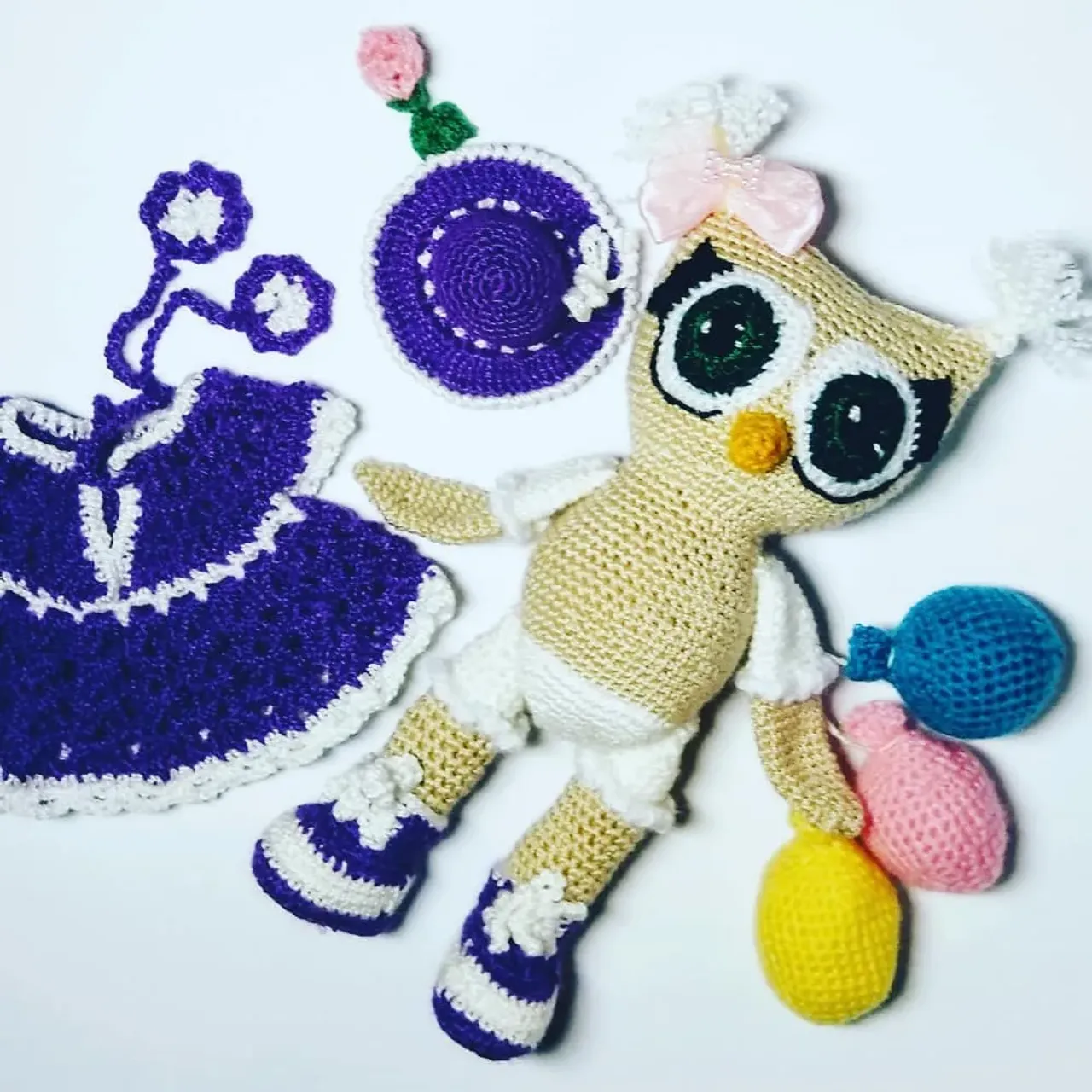 Совушка - кокетка 💞
🦉Сделана на заказ 🦉Стоит и сидит самостоятельно 🦉Рост 17 см 🦉Выполнена из акрила 🦉Наполнитель холлофайбер 🦉Платье и шляпка снимается 🦉Глазки и клюв связаны
#сова
#совушка
#игрушки 
#игрушкиручнойработы
#игрушкикрючком 
#вязание 
#вязаниекрючком 
#подарки 
#подаркидетям 
#ручнаяработа 
#амигуруми 
#амигурумисвоимируками #амигурумикрючком 
#amigurumi 
#handmade