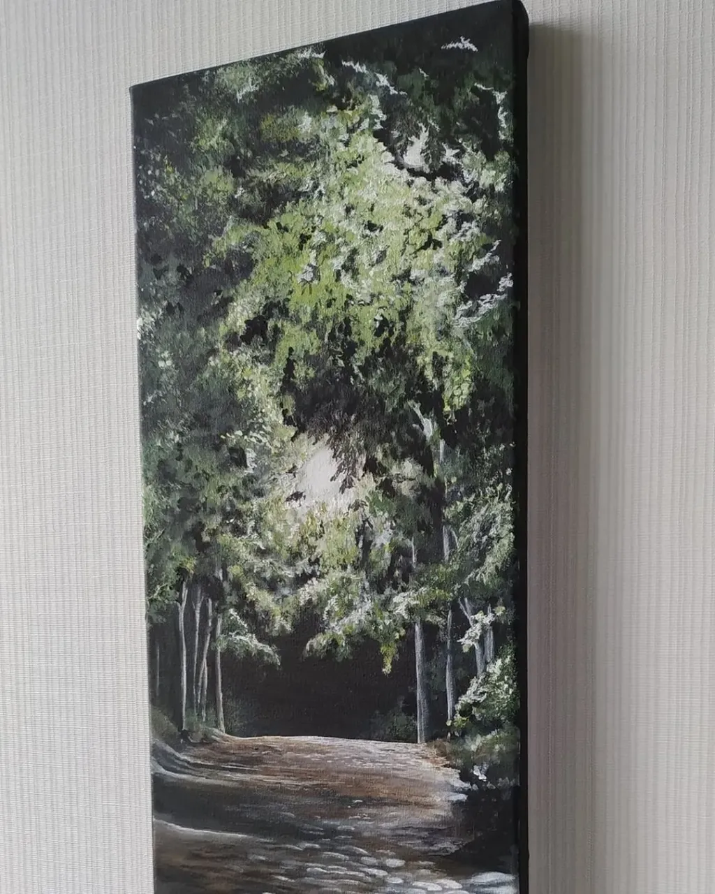 #Картина "Татарка вечерняя"
⠀
Теплый летний вечер на безлюдной тихой киевской улочке. Приятно медленно брести по вымощенной булыжниками мостовой и думать, что в конце этой улочки, там, в таинственной темноте есть твой дом и уютная постель. А может… #приключения? 😉
⠀
#Холст на подрамнике, 30*60 среднее зерно, #хлопок.
#Галерейная_натяжка. Края обработаны. Не требует дополнительного оформления, рамы. Сюжет продолжается за пределы лицевой части картины
#Полотно грунтованное акриловым грунтом. #Ручная_работа Высокое качество.
Бренд: ROSA
Матовые #акриловые_краски
Бренд: #ROSA
⠀
Ставьте ❤️, если работа понравилась 🙂
Делитесь, рекомендуйте!
Сейте кармические зерна 🙂
🔸🔸🔸
✍️ 📧 Пишите для большей информации или заказа картин 🙂
⠀
🖌️Художник:
#blagota_artist #благота_художник #интерьер #картина #картинаназаказ #современнаяживопись #art #painting #contemporaryart #paintingforsale #interiorpainting #pictures #finearts #искусство #акрил #галерея #Татарка