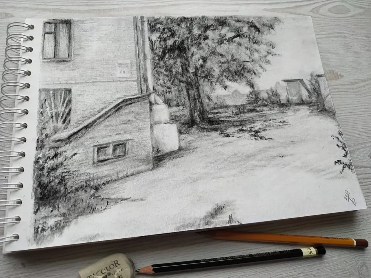 Рисунок "Олеговская 44". Под заказ можно нарисовать картину

Угол дома моей бабули на горе Щекавице, улица Олеговская.
Я там росла. 
Именно с этой горы я наблюдала как строится Оболонь, как течет Днепр. И это был целый мир!
Мой мир.
И там, практически, ничего не изменилось с тех пор. 🤗

MIX Universal блок 36х48 см. 25 листов 310г fine Hahnemuhle
Универсальная бумага для различных техник: акрил, акварель, графика. Плотность:
310 г/м2. Германия

Ставьте ❤️, если работа понравилась 🙂
Делитесь, рекомендуйте!
Сейте #кармические зерна 🙂
🔸🔸🔸
✍️ 📧 Пишите для большей информации, заказа картин
⠀
🖌️Художник:
#blagota_artist #благота_художник #интерьер #картина #картинаназаказ #современнаяживопись #art #art_realism_ #painting #contemporaryart #paintingforsale #interiorpainting #pictures #finearts #artgalery #pencilart #искусство #drawing #галерея #рисунокотруки #рисунокназаказ