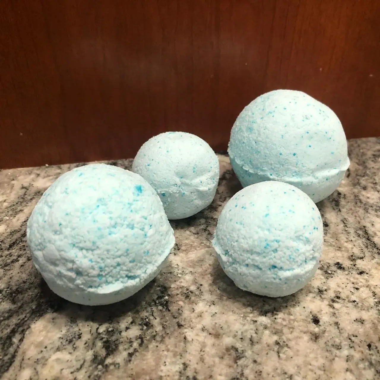 Take it easy and relax in the tub with these beautifully scented handmade Bath bombs - catered to sensitive skin with natural ingredients without citric acid.  Also have options for citric acid as well with coconut oil.  Many different colors and essential oil fragrances! Message me or order your favorites on etsy.com/shop/alittletouchoftori #bath #bathbombs #tub #essentialoils #lagunamoon #gift #relax #relaxation #accessory #spa #beauty #coconutoil #etsyshop #etsy #smallbusiness #diy #natural #fizzy #fun #bathtime #handmade #etsyfinds #etsysellersofinstagram #bathbombaddict #bathbombaddict