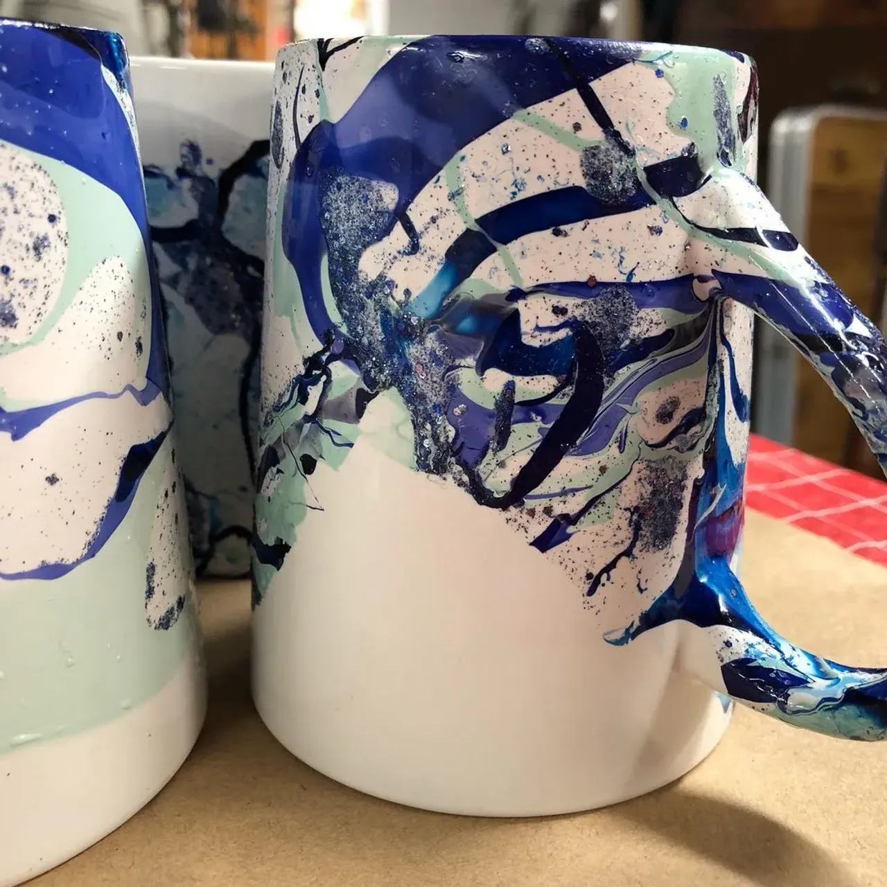 Dip Painted Coffee Mugs - Message me fo custom colors!  You can find these gorgeous 12 oz mugs - link in my bio! DISHWASHER SAFE  #coffee #tea #mug #dippainted #painted #handmade #gift #mugs #set #etsyshop #etsy #smallbusiness #diy #etsystore #etsyseller #abstract #handmademugs #dishwashersafe #drinkware #coffeelover #coffeeaddict #accessory #smallbusinessowner