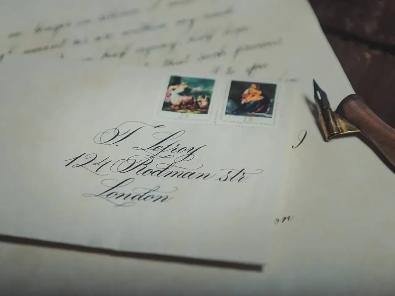 Идея съёмки возникла неожиданно и времени на реализацию было совсем мало. 
Признаюсь честно, за два дня собрать весь антураж очень волнительно, но, если хочешь, возможно!

"The letter" by Dmitry Baev @baevfoto 
Костюм - @natalicostumer 

#calygraphyart #calygraph #calygraphy #caligraphyletters #calligraphy_art #calligrapher #каллиграфияпером #росчерки #каллиграфиятонкимпером #каллиграфиядляфото #письмокаллиграфия #каллиграфическоеписьмо #каллиграфияназаказ #каллиграфияукраина #каллиграфическаяживопись #каллиграф