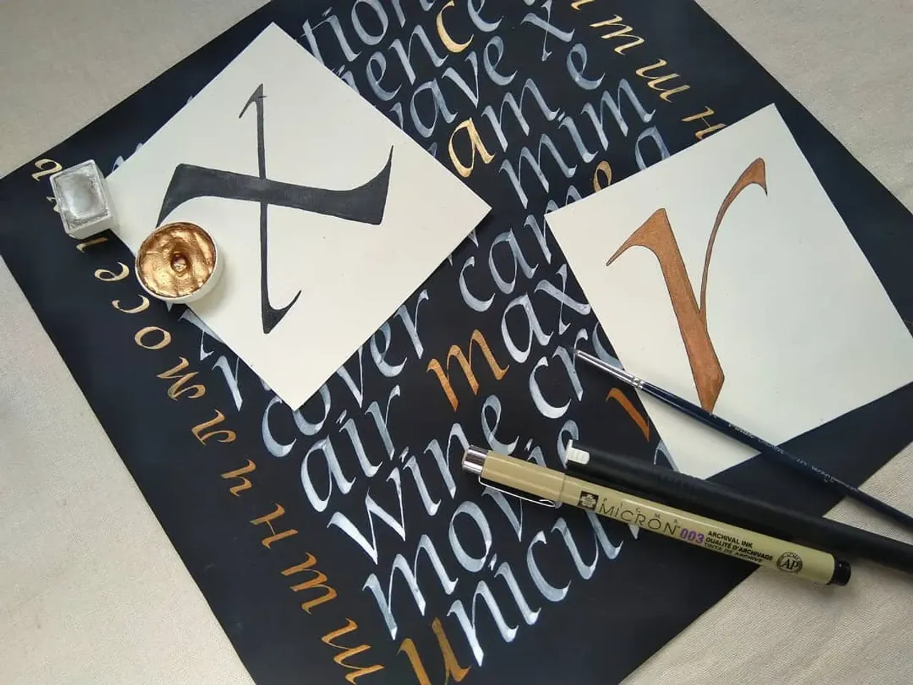 Много италлика, немного леттеринга.

Третья домашка, наконец, готова.
Лена @roytenberg_elena была права, когда говорила, что будет сложно🙂

Работа кипит!! #italic_er 

#каллиграф #каллиграфияпером #каллиграфическоеписьмо #каллиграфия #итальянскийкурсив #италлик #италик #italliccalligraphy #itallic #italic #calligrapher #calligraphy_art #calligraphy #calligraphylove #calligrafriends #calligraphylettering