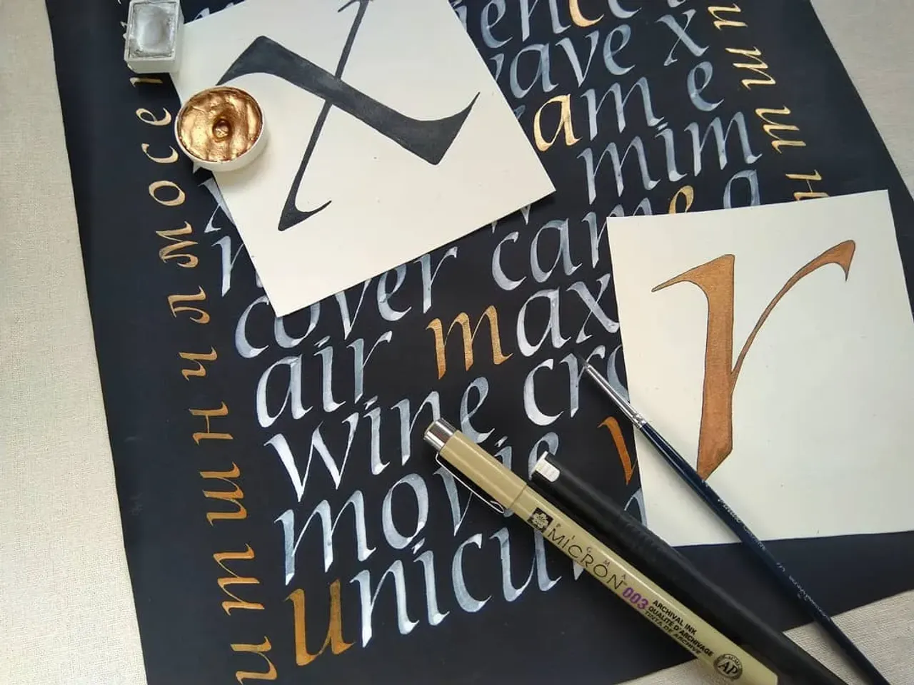 Много италлика, немного леттеринга.

Третья домашка, наконец, готова.
Лена @roytenberg_elena была права, когда говорила, что будет сложно🙂

Работа кипит!! #italic_er 

#каллиграф #каллиграфияпером #каллиграфическоеписьмо #каллиграфия #итальянскийкурсив #италлик #италик #italliccalligraphy #itallic #italic #calligrapher #calligraphy_art #calligraphy #calligraphylove #calligrafriends #calligraphylettering