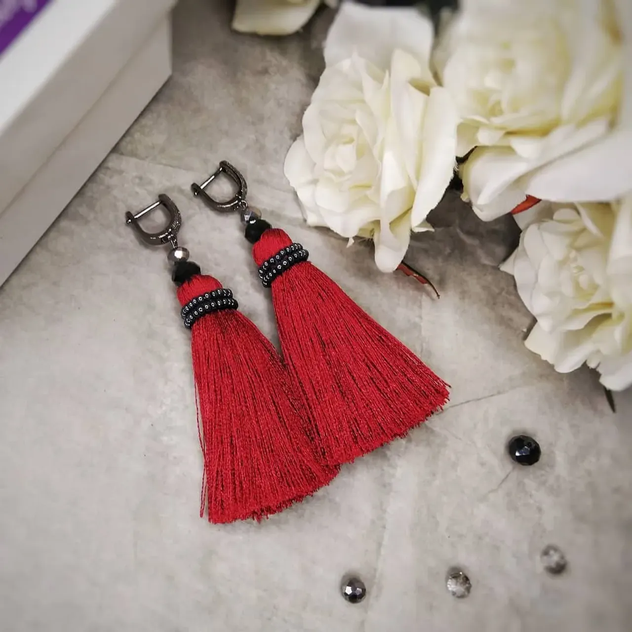 Новые серьги-кисти
🌸В НАЛИЧИИ
🌺 Фурнитура  Lux ( медсплав)
🏵️цена 400 грн
#украшенияназаказ #украшениянавыпускной #украшенияручнойработы #серьгиручнойработы #серьгикисти #серьги #серьгиназаказ #handmadejewelry #handemadeearrings  #handmade #olgamoshandmade