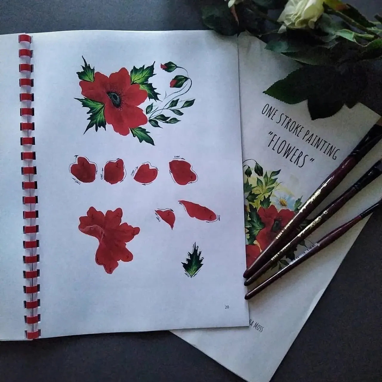 Отдых закончился, и я с новыми силами возвращаюсь к работе.
⠀
Наконец, могу представить вашему вниманию мою книгу, в которой я собрала различные варианты и схемы, наиболее часто встречающихся и наиболее часто рисуемых цветов.
⠀
Книга рассчитана для тех, кто уже знаком с техникой двойного мазка.
⠀
Ну а для тех, кто хочет научиться этой технике, совсем скоро в @marina_vitkovska_school пройдет интенсив по этой росписи. 
Следите за анонсами...
⠀
Книга представлена на двух языках: английский, русский. 26 стр
PDF формат.

Цена: 270 грн
⠀
Dear friends, let me introduce my new book about one stroke painting.
⠀
I make it for helping people who know the basic elements of this painting.

In this book I've collected schemes of the most common and most frequently drawn flowers.
⠀
It's in PDF, 24 pages.

Price: 11 $

#onestrokeflowers #onestroke #onestrokebook #onestrokebooks #onestrokepaintingclass #onestrokeart #onestrokepainting #двойноймазок #росписьпредметов #росписьдвойногомазка #росписьпокоже #росписьшкатулки #книгапоросписи