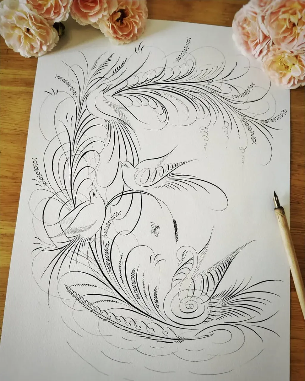 Курс - Росчерки  @apt17_calligraphy 
Седьмое домашнее задание сделано!! Впереди выпускная работа... #каллиграфияпером #каллиграфиятонкимпером #росчерки #apt17workshop_flourish #apt17calligraphy_workshop #calygraphyart #calygraphy #calygraph #flourish