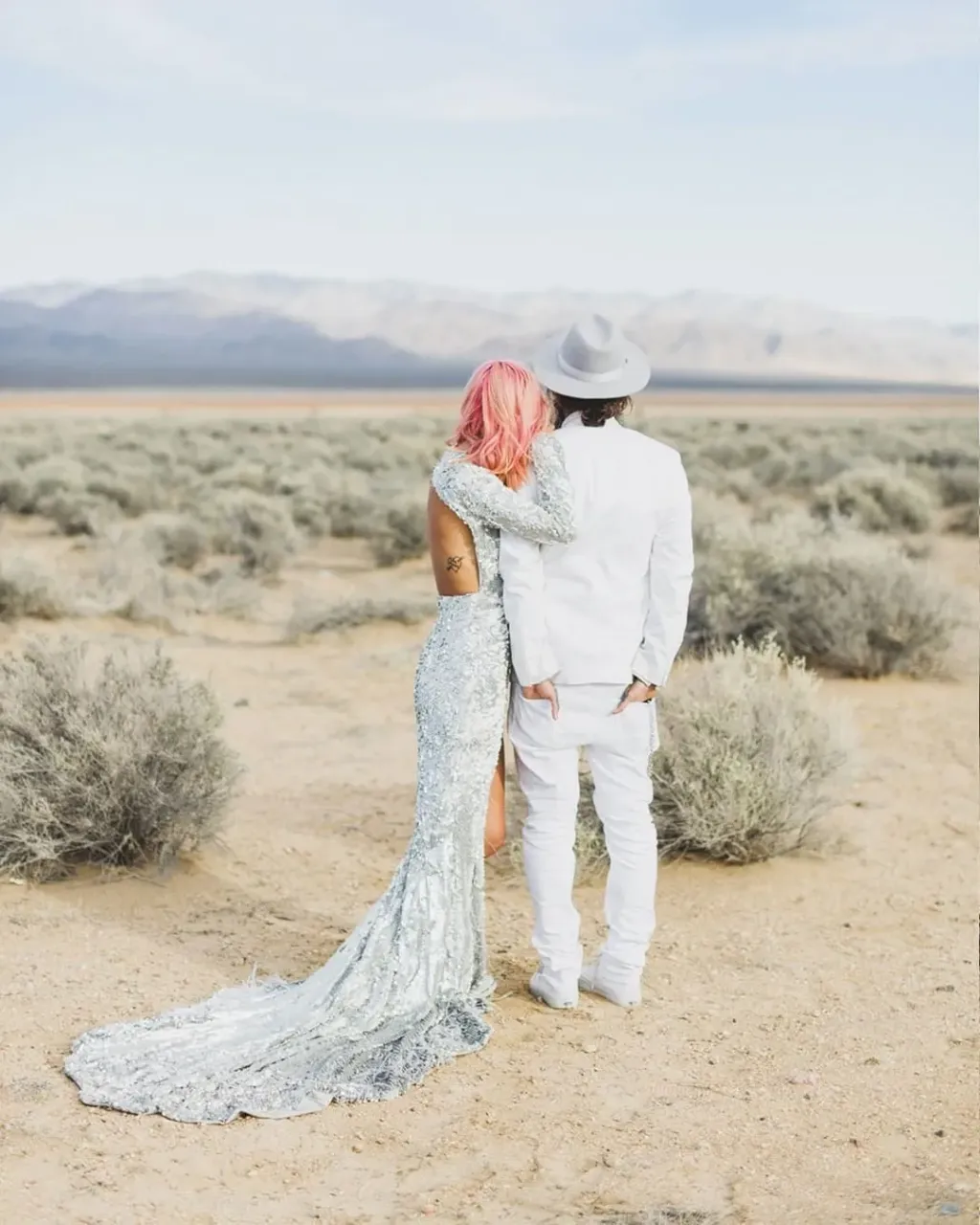 From inspiration to realization ๐๐๐ค๐ธ๐ญ
On Monday, we welcome you with one of our favorite dresses for a special woman.๐ For our #luckybride Lacey, @laceypantiez, we made a sequin wedding dress according to the first 3 photos uploaded. Silver sequin fabric, hand-sewn peacock feathers hand-sewn peacock feathers is a #luckydress for the wedding of 2 wonderful women!
We dream of creating a wedding dress for 2 brides, maybe you and your other half will be next?๐ญ๐ธ๐ธ
Today, for our stories, we will add this gown traditionally during the creation process. Stay tuned!๐
#atelierluckydress #customweddingdress #wedding2021 #loveisequal #uniquedress #originalwedding #lesbianwedding #lgbtqwedding #lesbianashot #brideandbride #onlinedresses #onlinedress #onlinewedding #uniquebride #uniquebrides #dayofwoman #proudtobeawoman #celebratingwomanhood #womanrights #girlbosshustle #elopementweddingphotographer #elopements #sequindress #custommadedress