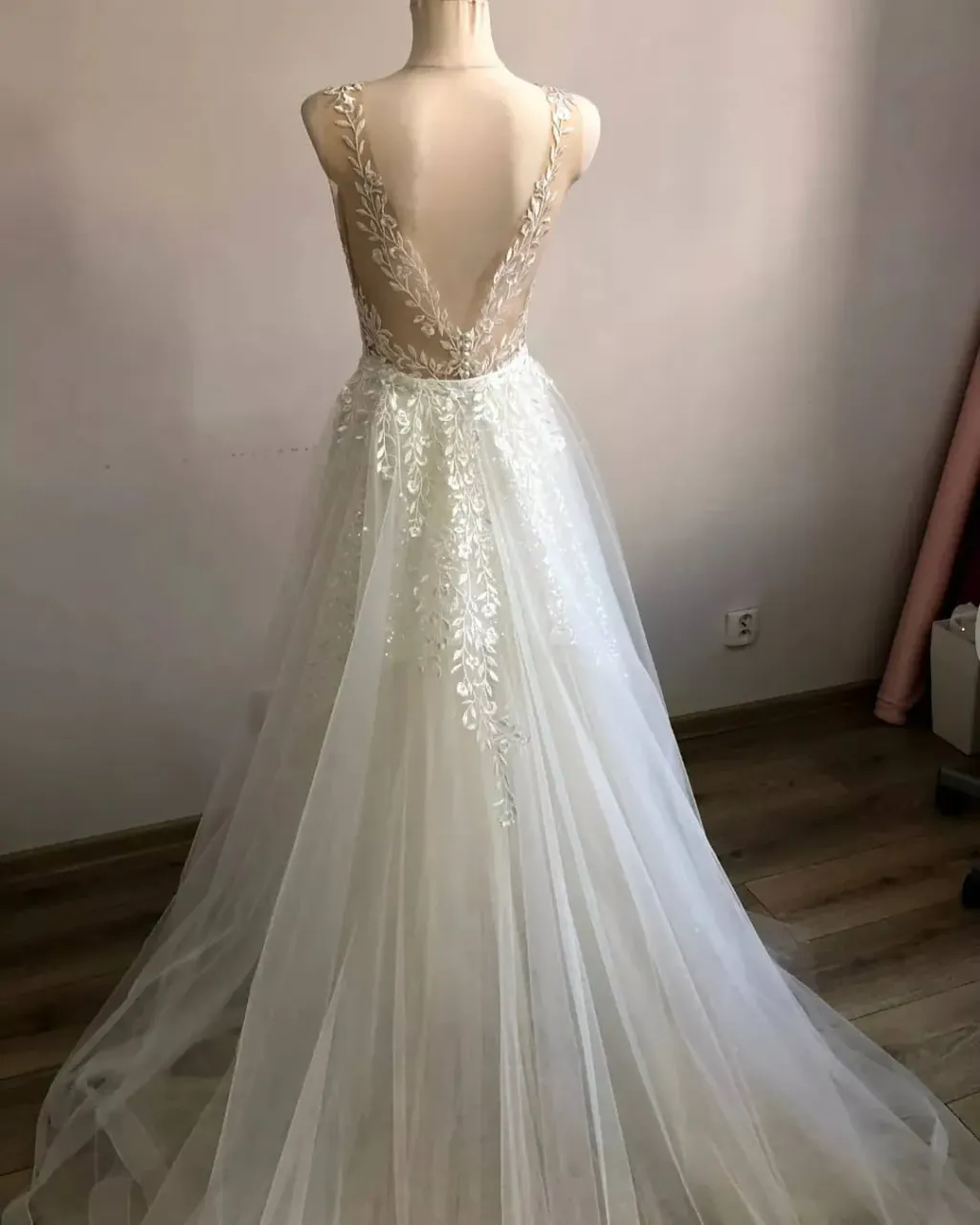 When you do not know what style or type of wedding dress you want to have on your wedding day, you don't have to choose. 😉 All you have to do is decide on a two-piece wedding dress. 😍 Here the Bride opted for a sexy mermaid wedding dress and a detachable tulle overskirt with a train and a glitter effect. One wedding dress, two effects! 🥰
 
👉 What do you think about this combination?
---
We sew handmade wedding dresses from scratch! Choose a ready-made wedding dress design, make changes or create your own unique wedding dress. We make on-line orders!
 ---
#twopieceweddingdress #twopiecebridalgown #separateweddingdress #separatebridalgown #sexyweddingdress #sexybridalgown #mermaidweddingdress #mermaidbridalgown #tulleskirt #tulleoverskirt #glitterweddingdress #glitterbridalgown #glitteroverskirt #trainweddingdress #trainbridalgown #bride #brides #bridestory #bridetobe #bridedress #bridalideas #bridaldresses