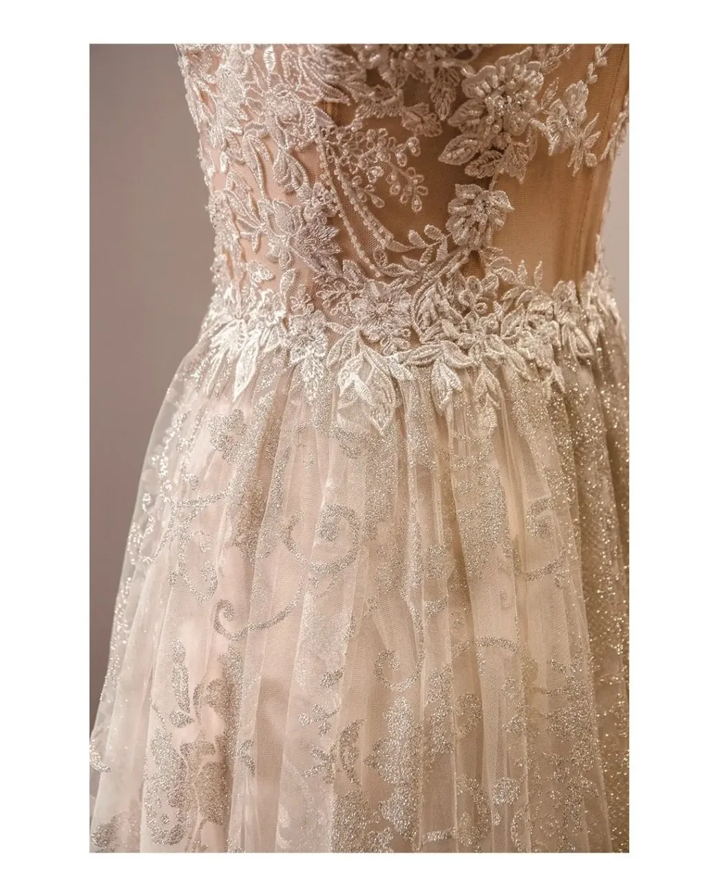 Details 💕💕💛
Today we start with a few photos of details in Alex's dress. OMG, look at this!😻
The shiny lace hem of the dress, a nude mesh top and lots of lace appliqués.. it's our next #bespokeweddingdress! What will your #luckydress look like?
#atelierluckydress #luckybride #weddinggowndesigner #weddinggownshopping #weddingatelier #customweddingdress #bespokedress #bespokegown #customweddinggown #customwedding #weddingdressdesigner #weddingdressdesign #weddingdresstoronto #torontoweddingplanner #weddinggowninspiration #bohodresses #wedding2022 #dresscollection