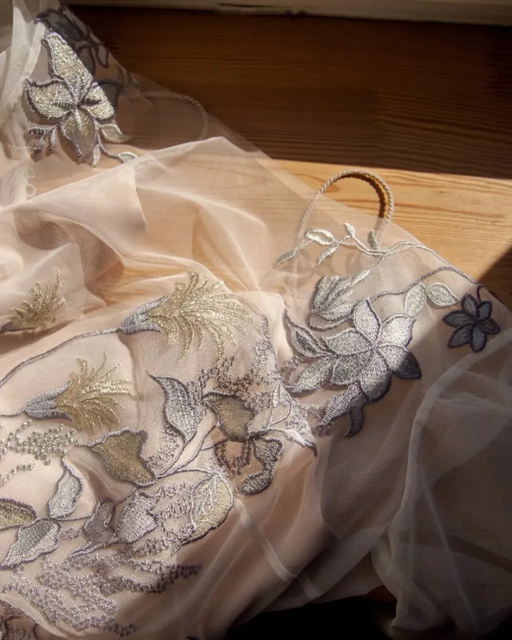 Just look at these materials, seams, buttons, laces, zippers, straps … 🥰
Each and even the smallest element in all our wedding dresses is made by hand and / or sewn by hand. These are often working hours, which later change into this final effect! Our goal is to create such a wedding dress in which you will feel stunning, and your future husband will simply be speechless at the sight of you! ---
Handmade wedding and evening dresses. Buy ready dress or make online custom order on our Etsy shop
👉 Link in bio https://www.etsy.com/shop/AtelierLuckyDress

#bridestyle #bridelook #weddingtime #bridalfashion #wedding #bride2be #brideinspo #bridetobe2020 #wedding2020 #dressmaker #bohoweddinginspo #bohoweddingstyle #bohoweddinggown #bohodresses #bohodressstudio #rusticdress #rusticdresser #rusticweddingideas #rusticweddingdress #rusticweddingstyle