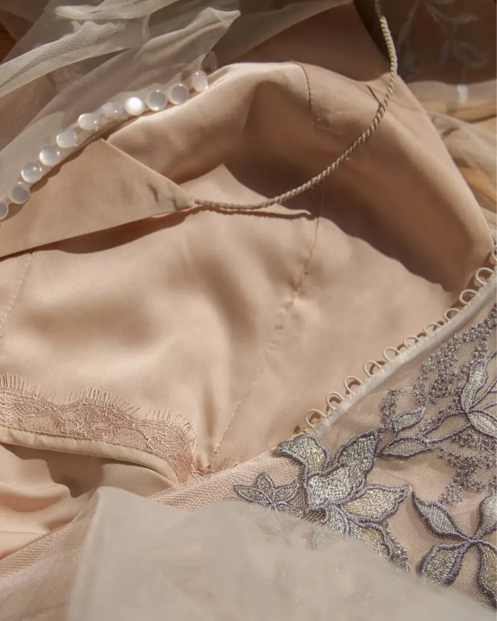 Just look at these materials, seams, buttons, laces, zippers, straps … 🥰
Each and even the smallest element in all our wedding dresses is made by hand and / or sewn by hand. These are often working hours, which later change into this final effect! Our goal is to create such a wedding dress in which you will feel stunning, and your future husband will simply be speechless at the sight of you! ---
Handmade wedding and evening dresses. Buy ready dress or make online custom order on our Etsy shop
👉 Link in bio https://www.etsy.com/shop/AtelierLuckyDress

#bridestyle #bridelook #weddingtime #bridalfashion #wedding #bride2be #brideinspo #bridetobe2020 #wedding2020 #dressmaker #bohoweddinginspo #bohoweddingstyle #bohoweddinggown #bohodresses #bohodressstudio #rusticdress #rusticdresser #rusticweddingideas #rusticweddingdress #rusticweddingstyle