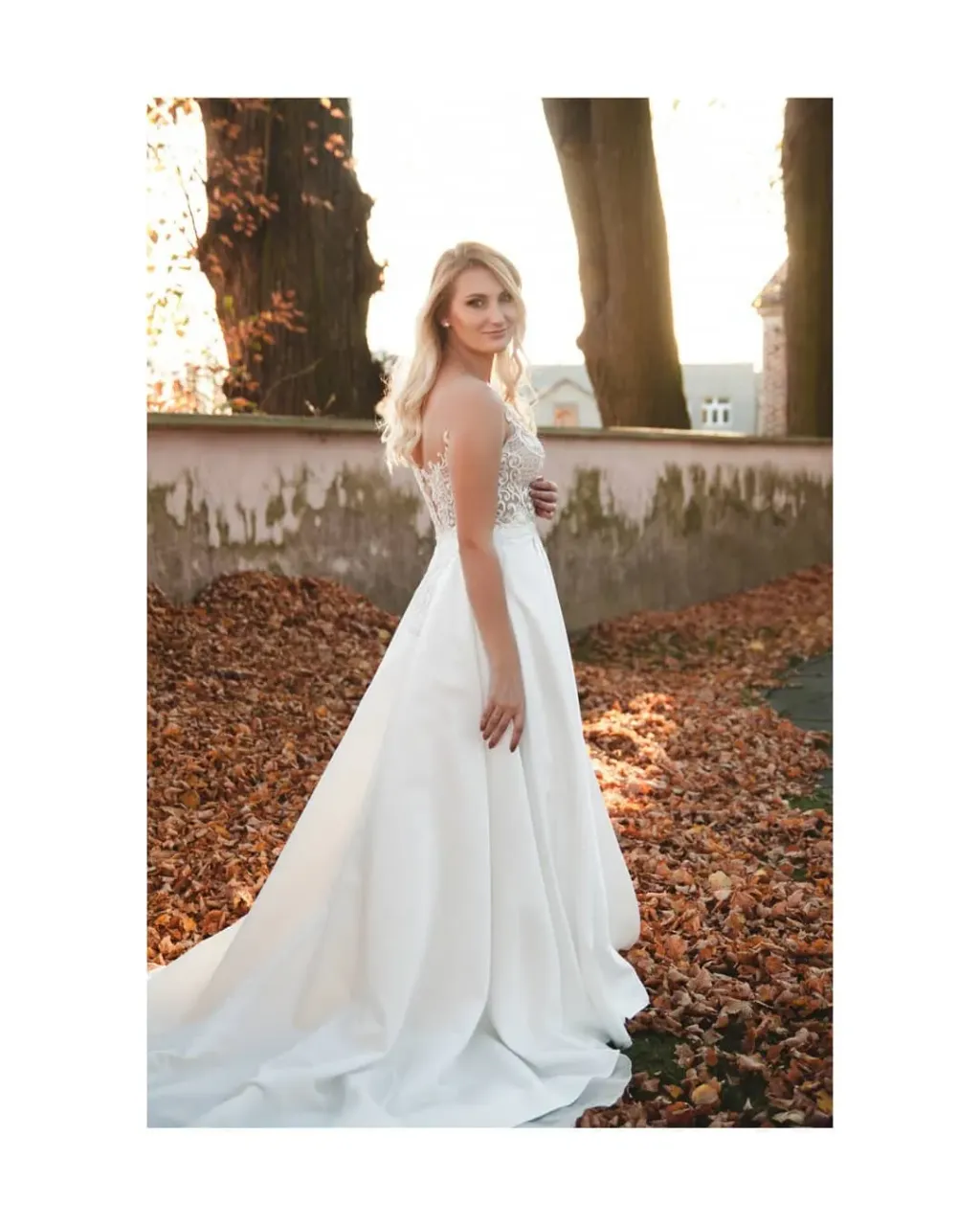 This phenomenal satin beauty is Blanka - our proposal for weddings in 2020 and 2021! Just look at these movements!
---
Handmade wedding dresses. Buy ready dress or make custom order on our Etsy shop 👉 https://www.etsy.com/shop/AtelierLuckyDress Link in bio

#weddingdress #wedding #empiredress #empirebridal #empirebride #empirewedding #empiredresses #rusticdress #rusticwedding #bridetobe #weddingdresses #2020wedding #2020bride #2020bride #bridetobe2020 #satinweddingdress #satinbridalgown #trainweddingdress #trainbridalgown #weddingdesginer #handmadeweddingdress #sewingweddingdress

model: @olahajto 
photo: @ninelzakaryan_photo