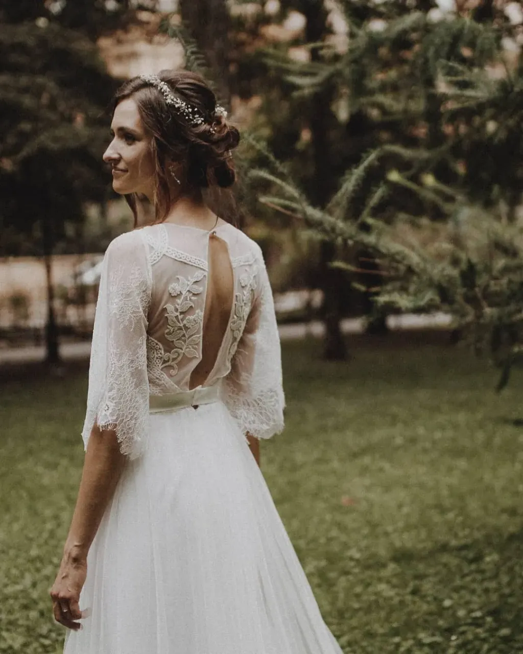 We present you our Bride - this is Alice! š We sew the dress based on one of our flagship project named Selina (https://www.etsy.com/listing/706276605/). These butterfly sleeves and a teardrop neckline are the elements that connect these two dresses. We have already chosen the color and lace together, and here is the effect! Thank you very much for sending photos! š„°
---
Handmade wedding and evening dresses. Buy ready dress or make online custom order on our Etsy shop
š Link in bio https://www.etsy.com/shop/AtelierLuckyDress
#realbride #luckydressatelierbride #weddingday #husbandandwife #brideandgroom #weddingcouple #brides #bridestory #bridetobe #bridedress #weddingdressideas #weddinggowns #weddingdays #brideinspiration #brideoftheday #handmadeweddingdresses #weddingdresshandmade #bridaldressmaker #bohobrides #bohobridetobe #bohobridestyle #bohobride2020 #bohoweddings #bohoweddingideas #bohoweddingdresses #rusticbride #rusticweddingdress