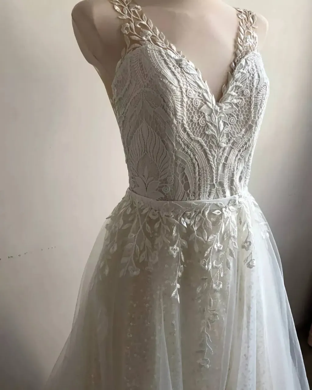 When you do not know what style or type of wedding dress you want to have on your wedding day, you don't have to choose. 😉 All you have to do is decide on a two-piece wedding dress. 😍 Here the Bride opted for a sexy mermaid wedding dress and a detachable tulle overskirt with a train and a glitter effect. One wedding dress, two effects! 🥰
 
👉 What do you think about this combination?
---
We sew handmade wedding dresses from scratch! Choose a ready-made wedding dress design, make changes or create your own unique wedding dress. We make on-line orders!
 ---
#twopieceweddingdress #twopiecebridalgown #separateweddingdress #separatebridalgown #sexyweddingdress #sexybridalgown #mermaidweddingdress #mermaidbridalgown #tulleskirt #tulleoverskirt #glitterweddingdress #glitterbridalgown #glitteroverskirt #trainweddingdress #trainbridalgown #bride #brides #bridestory #bridetobe #bridedress #bridalideas #bridaldresses