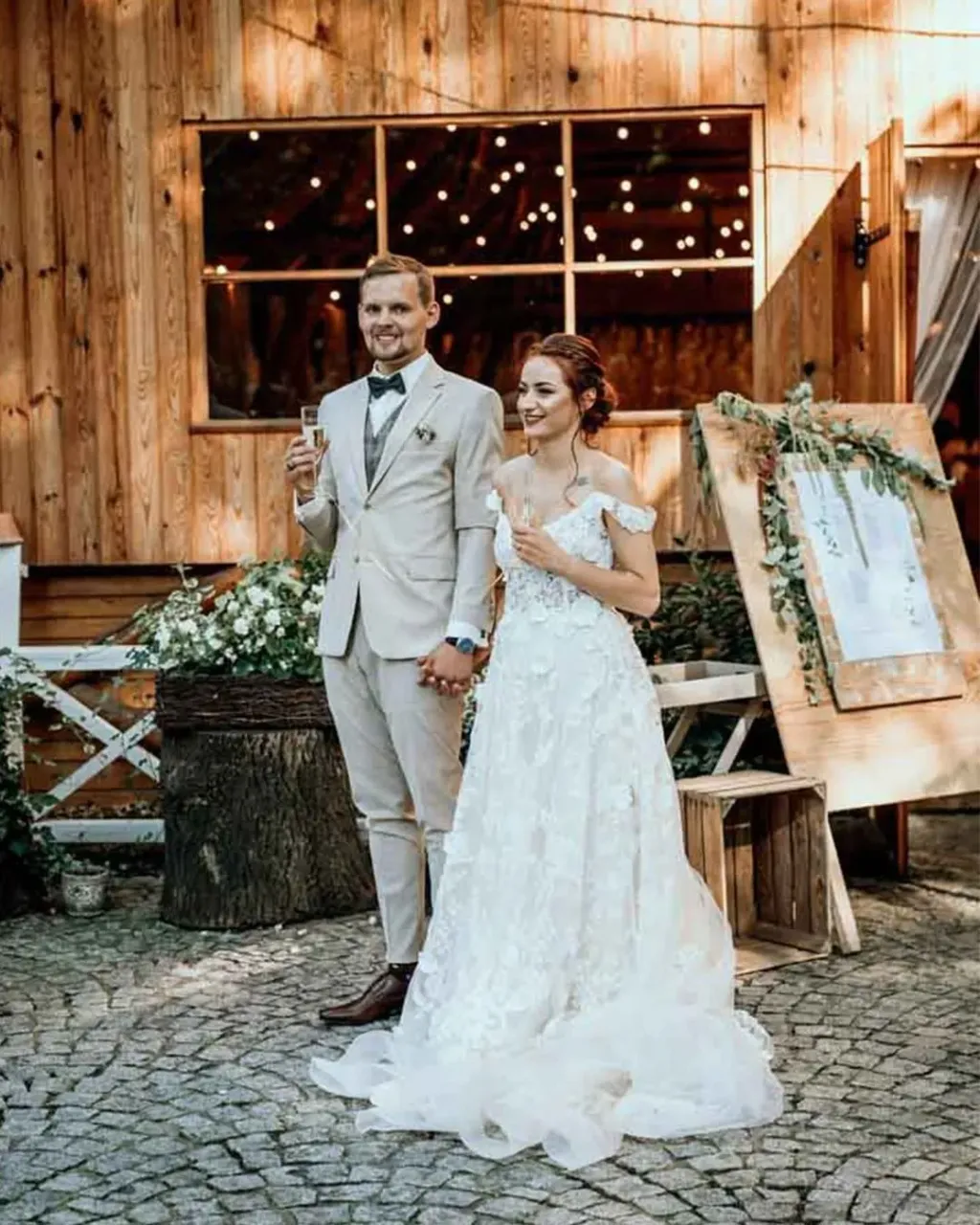 Will you be a rustic bride? 💚 

Then you'll absolutely need a wedding dress with a long train(oh wow, see photo 2 😲🥰) with 3d laces in a floral theme - as on our DAGMARA dress 🌿

Because your dress should be matched to character of whole ceremony - and if you want to 'say yes' surrounded by nature choose elements related to this, such as floral applications on the dress or a wreath on the head! 

__
We sew dresses from scratch so you can freely modify any dress which you see on our ETSY or create with us your own #luckydress 💕

#atelierluckydress #luckybrides #luckydresses #barnwedding #barnweddingavenue #barnweddingideas #rusticweddings #rusticweddingideas #rusticweddingchic #rusticbride #bohobrides #bohobridal #bohobridetobe #weddinginsp #weddingdaystory #iambride #tobebride #happygroom #groombride #texasweddings #weddinggowndesigner  #weddingdressmaker #bohemianweddingdress #custommadeweddingdress #laceweddingdress #handmadeweddingdress #coutureweddingdress