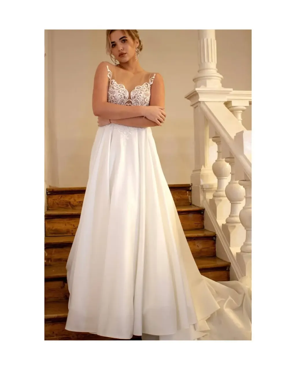 Are you looking for an empire wedding dress? Here it is - Blanka - a wedding dress with a satin skirt with a train and a beautiful lace top sewn on a flesh-colored elastic mesh. When you touch her, you can't resist her! 😉
---
Handmade wedding dresses. Buy ready dress or make custom order on our Etsy shop 👉 https://www.etsy.com/shop/AtelierLuckyDress

#weddingdress #wedding #empiredress #empirebridal #empirebride #empirewedding #empiredresses #rusticdress #rusticwedding #bridetobe #weddingdresses #2020wedding #2020bride #2020bride #bridetobe2020 #satinweddingdress #satinbridalgown #trainweddingdress #trainbridalgown #weddingdesginer #handmadeweddingdress #sewingweddingdress

Thank you for cooperation:
hair: @juli.hair.love
model: @d.moger