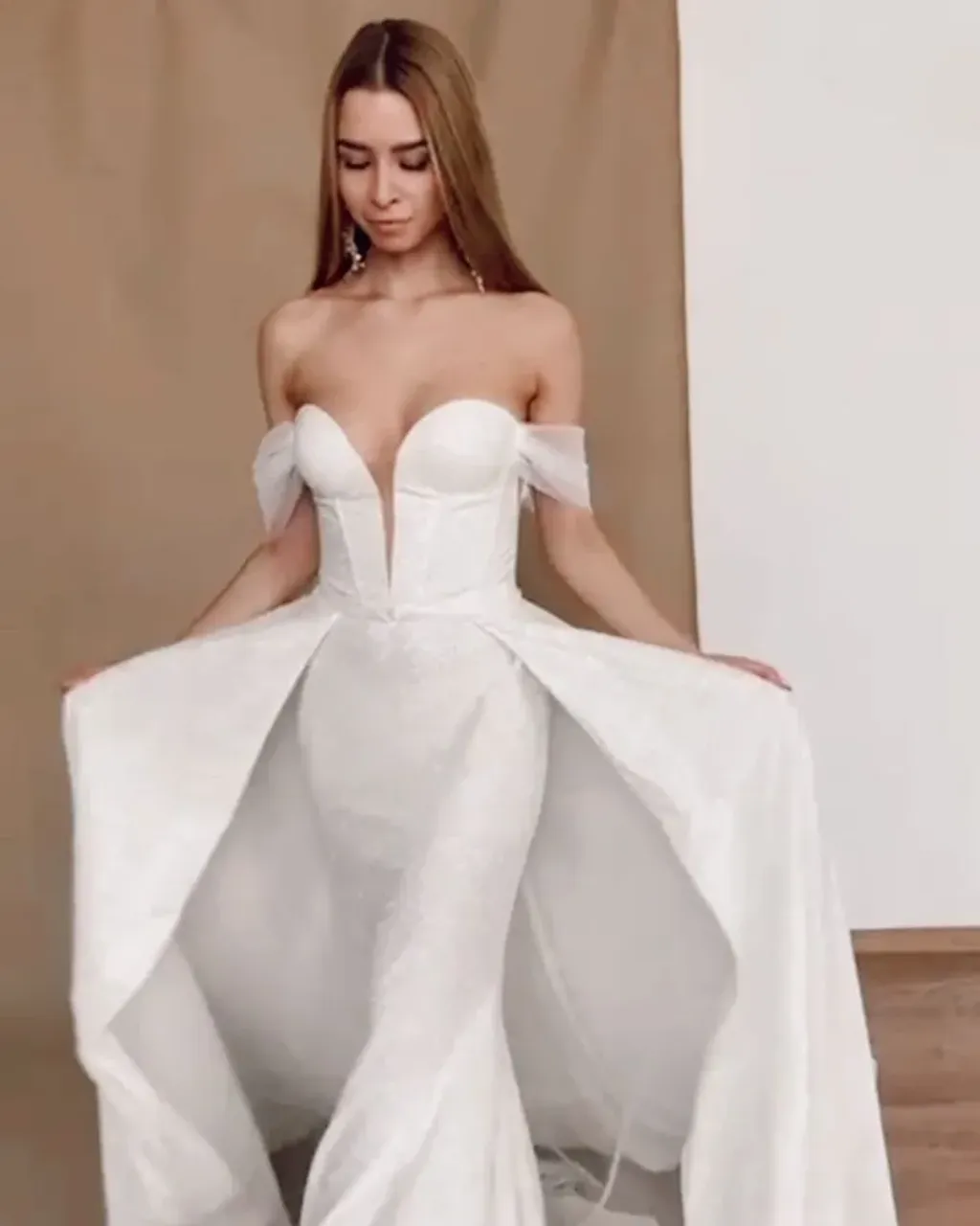 Coming soon...
Something sparkle, something spectacular, something sexy and femine for unique girl!๐ค
Do you like this dress? ๐
#weddinggowndesigner #weddingdressshopping #justgotengaged #bride2021 #weddinggowninspiration #bespokeweddingdress #bespokewedding #bespokedress #girlbossinspiration #bespokeweddingdress #bridalsale #bridalsalon #customgown #newcollectionweddingdress #rusticweddingchic #rusticwedding #newlyengaged๐ #custommadeweddingdress #blushweddingdress #sparkleweddingdress #silverwedding #glamwedding #girlbosshustle #newlyweds๐ #hautecoutureweddingdress