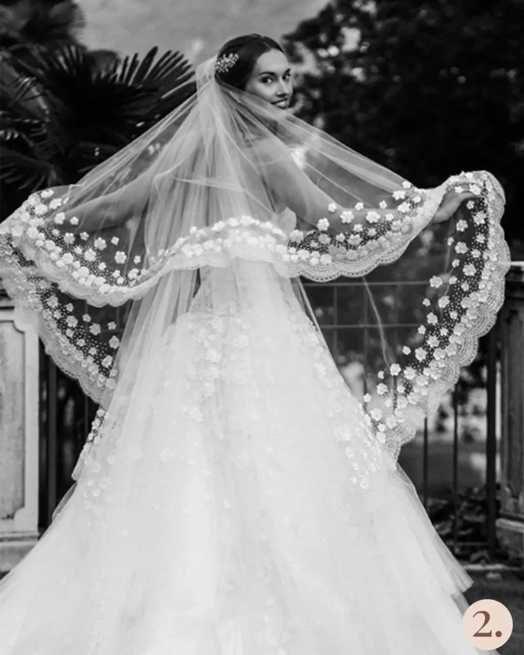 BRIDAL VEILS ๐ฐ
With pearls, lace, cathedral or smooth, minimalist? Which veils from the photos catch your eye? ๐โจ 1, 3 or 6?
We will sew each veil from the photos, select the appropriate materials and applications. The one you want is not in the photos? - just write to us and attach photos to your message! If zou don't know which one to choose and what will suit your dress - We will advise you and choose the perfect one!๐ค๐
our place: www.lucky-dress.eu/home/en
our global store: www.etsy.com/shop/AtelierLuckyDress
#bridalveil #bridalveils #veils #veilshot #weddingveils #bridetobe2022 #bridetobeparty #bridetobe #bridetobeuk #bridedetails #bridedesign #uniquebride #uniqueweddings #luckyday #luckybride #weddinggermany #wedding #weddingplannerlife #2021wedding #braut2020 #engagementseason #weddinggowndesigner #weddinggownshopping #gowndesigner