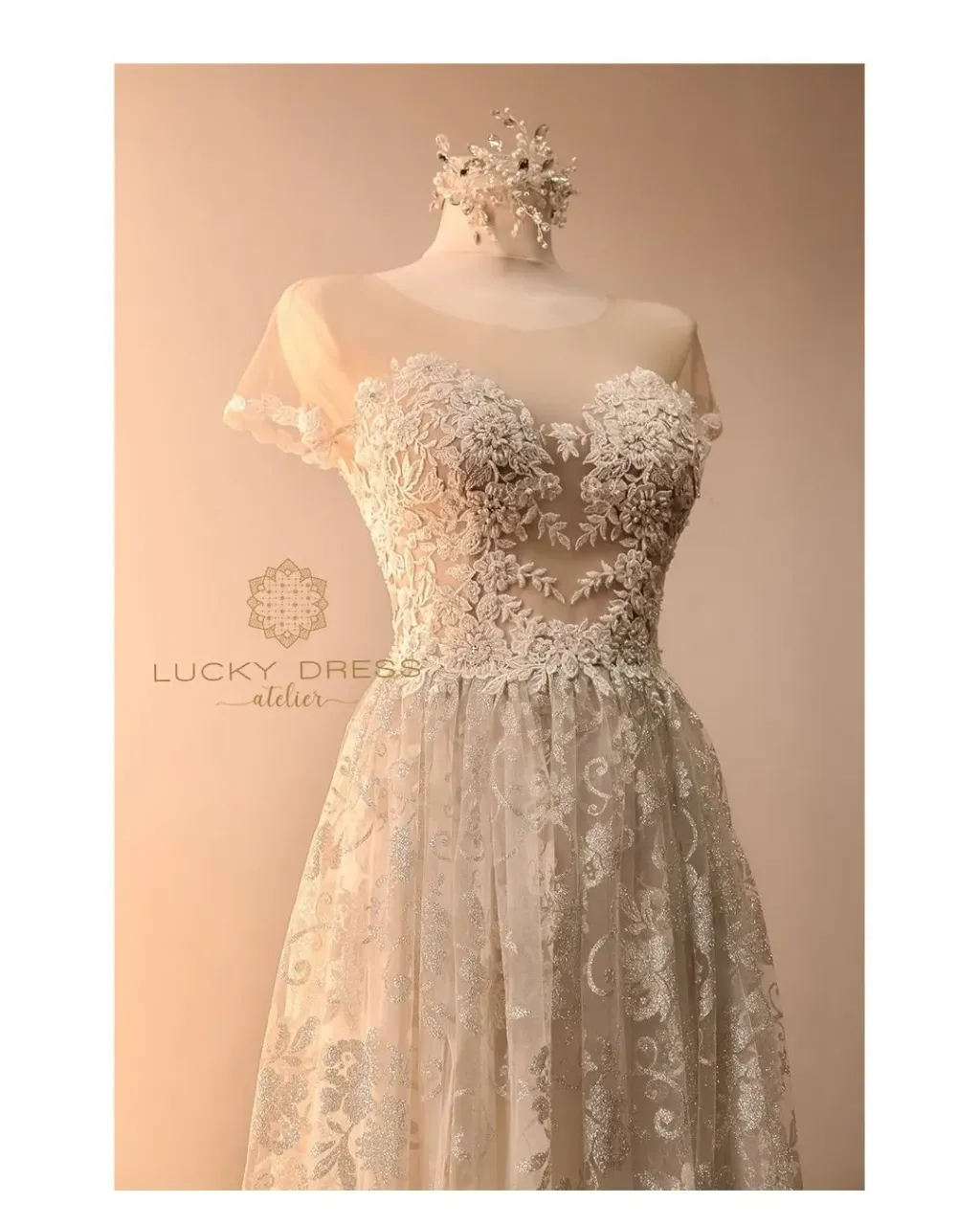 Details 💕💕💛
Today we start with a few photos of details in Alex's dress. OMG, look at this!😻
The shiny lace hem of the dress, a nude mesh top and lots of lace appliqués.. it's our next #bespokeweddingdress! What will your #luckydress look like?
#atelierluckydress #luckybride #weddinggowndesigner #weddinggownshopping #weddingatelier #customweddingdress #bespokedress #bespokegown #customweddinggown #customwedding #weddingdressdesigner #weddingdressdesign #weddingdresstoronto #torontoweddingplanner #weddinggowninspiration #bohodresses #wedding2022 #dresscollection