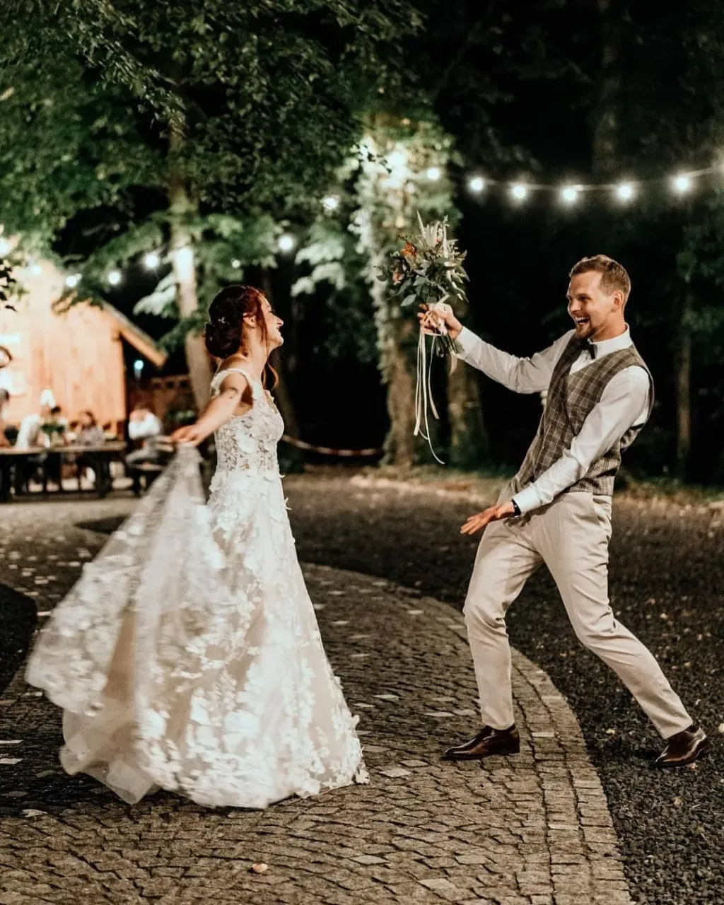 Wedding dress ordered online without a single fitting?! 🤔 Yes it is possible! 🥰 Our Bride Dagmara lives in Gdańsk and she could not come to us (Krakow) for fitting. After receiving instructions from us on how to take off the measure, we sewed the wedding dress completely remotely. Of course, we worked out all the details first. What should a wedding dress look like? what materials is it to be made of? what lace? etc. When sewing your dream wedding dress with us, we always buy materials and they are included in the price of the service. 👍

You can admire the effects in the pictures! So, are there any brave Brides here who want to sew their dream wedding dress completely online?😉
---
Handmade wedding and evening dresses. Buy ready dress or make online custom order in our Etsy shop. Link in bio
 
https://www.etsy.com/shop/AtelierLuckyDress
---
#onlineweddingdress #onlinesewing #weddingatelier #weddingshop #weddingdress2020 #instawedding #bridalgown2020 #fustannuserie #فستان الزفاف #Вясельнаясукенка #婚紗禮服 #婚纱礼服 #robedemariee #robedemariee2020 #vestidodenovia #ウェディングドレス #웨딩 드레스  #hochzeitskleid #hochzeitskleid2020 #bryllupskjole #vestidodecasamento #свадебноеплатье #свадебноеплатье2020 #bröllopsklänning #düğünelbisesi #весільнасукня #esküvőiruha #vestitodasposa
---
Our Bride: Dagmara
Photos: pastelovestudio