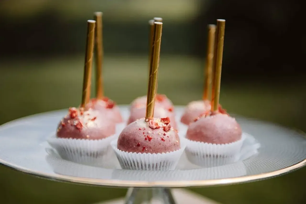 Would you like to have a wedding in a climate visible in the pictures? 😍 Full of beautiful colors, wonderful emotions, fantastic arrangement and perfectly matched wedding dress? So meet the people and brands who are responsible for this wonderful wedding day 🥳 :

Tailored Wedding Dress: We
Place to organize the wedding: @brzoskwinia.ogrod
People who will help you get everything to the last button: @agencja_sponsalia
Photos you will want to view every day: @mateuszgumula_
A beautiful souvenir in the form of a movie that you will play with nostalgia: @beloved_studio.pl
A thoughtful and wonderful floral arrangement: @bottegadifiori
Make-up made by: @murzynkamaluje
Hairstyle made by: @studiourodygusto
Phenomenal stationery: @na2pietrze_zaproszenia_slubne
All these delicious sweets: @slodki_bazaar
Fantastic drinks and beverages: @loft.bar.events

#weddingdayopenair #outdoorwedding #weddingphotosession #weddingdress #weddingplace #weddinggarden #weddingplanner #weddingphotos #weddingmovie #weddingvideo #weddingflowers #weddingmakeup #weddinghair #weddingstationery #weddingsweets #sweettable #drinkbar #weddingdrinkbar #weddinginspirations #wedding2021 #wedding2020 #wedding #bridalgown #weddingshop