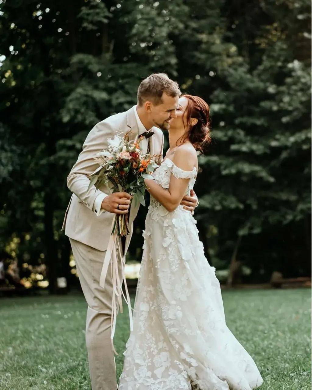 Will you be a rustic bride? 💚 

Then you'll absolutely need a wedding dress with a long train(oh wow, see photo 2 😲🥰) with 3d laces in a floral theme - as on our DAGMARA dress 🌿

Because your dress should be matched to character of whole ceremony - and if you want to 'say yes' surrounded by nature choose elements related to this, such as floral applications on the dress or a wreath on the head! 

__
We sew dresses from scratch so you can freely modify any dress which you see on our ETSY or create with us your own #luckydress 💕

#atelierluckydress #luckybrides #luckydresses #barnwedding #barnweddingavenue #barnweddingideas #rusticweddings #rusticweddingideas #rusticweddingchic #rusticbride #bohobrides #bohobridal #bohobridetobe #weddinginsp #weddingdaystory #iambride #tobebride #happygroom #groombride #texasweddings #weddinggowndesigner  #weddingdressmaker #bohemianweddingdress #custommadeweddingdress #laceweddingdress #handmadeweddingdress #coutureweddingdress