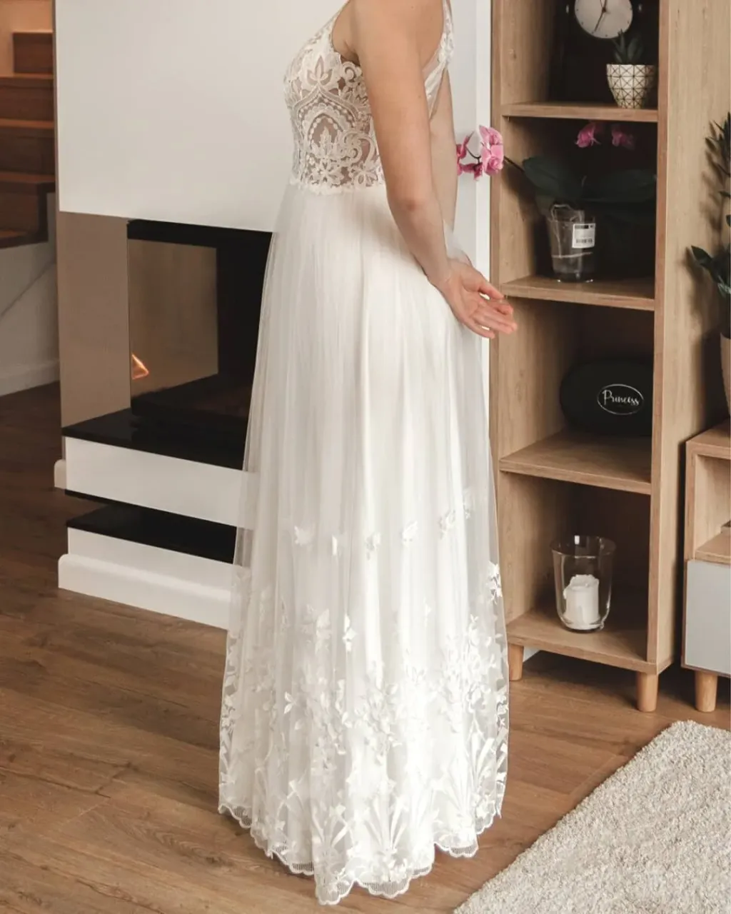 If you like halter neckline then you should like Olga wedding dress from our 2020 collection! 😘

More photos of the wedding dress you can find here: https://www.etsy.com/pl/listing/776977400/
---
Handmade wedding and evening dresses. Buy ready dress or make online custom order on our Etsy shop - link in bio! ---
#bridals #bridalwear #bridaldress #bridalstyle #bridalinspiration #bridalgown #bride2be #brideinspo #bridetobe2020 #wedding2020 #dressmaker #dreamweddingdress #dreamweddinggown #dreamweddingdresses #dreamweddingseurope #weddingdaylook #weddingdayinspiration #bridedresses  #bridedressing #bridedressdesign #bridedresses2020 #halterweddingdress #halterbridalgown #alineweddingdress #alinebridalgown #laceweddingdress #lacebridalgown #tulleweddingdress #tullebridalgown

Model: Tanya 
MUA: Ola 
Photos: Ninel