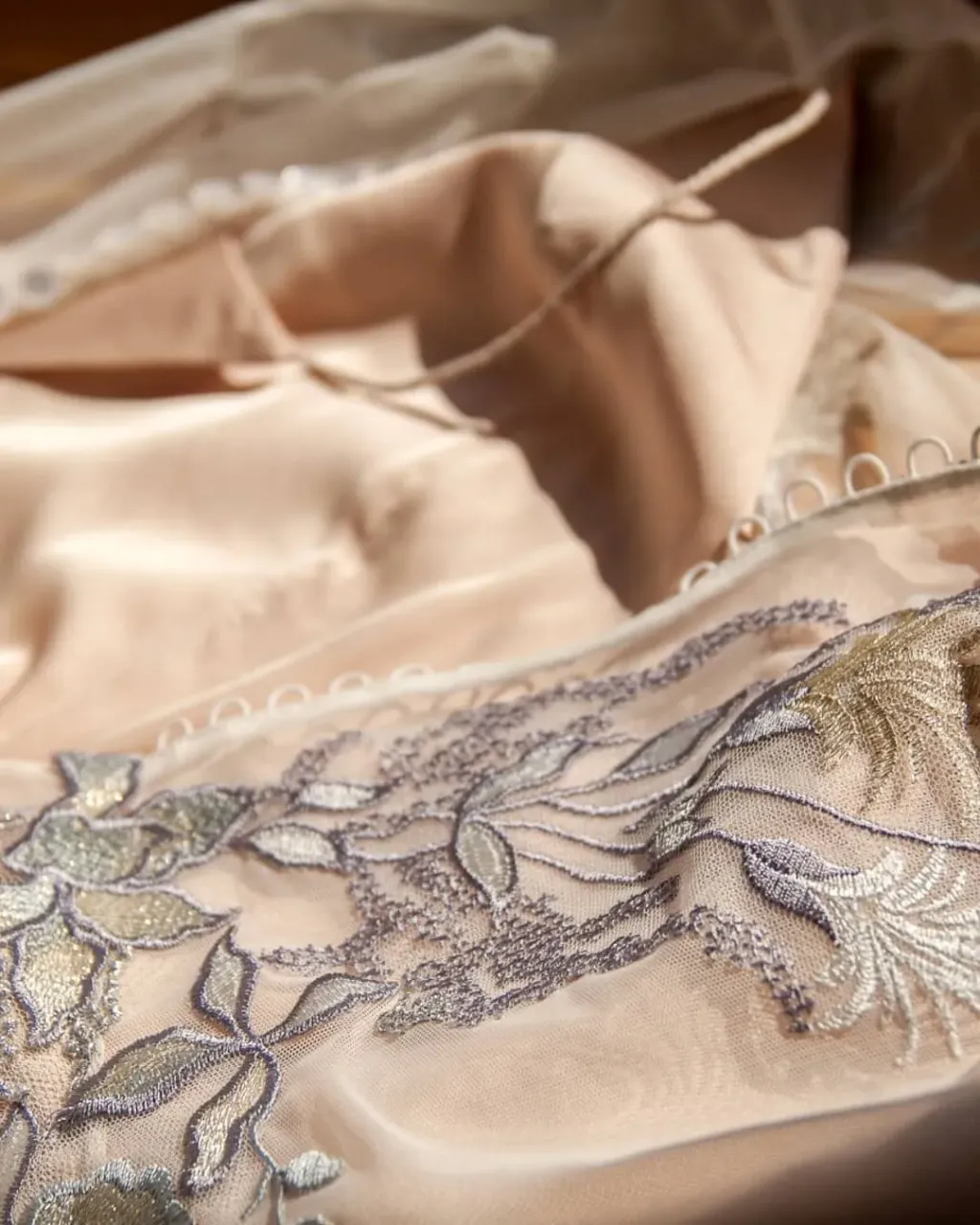 And here a few shots up close so that you can see how this wedding dress looks. Every smallest detail (even those thin straps) was made by our talented dressmakers. And how not to fall in love? 🥰 ---
Handmade wedding and evening dresses. Buy ready dress or make online custom order on our Etsy shop
👉 Link in bio https://www.etsy.com/shop/AtelierLuckyDress

#bridals #bridalwear #bridaldress #bridalstyle #bridalinspiration #bridalgown #bohoweddingdress #bohodress #rusticweddings #bridalideas #bridaldresses #weddingtimes #bridestyles #bridestyleloves #bridalfashionstylist #bridalfashiondesigner #bridalfashiontrends #bridetobe2021 #bridetobe2022 #bridetobesoon #2021wedding #romanticweddingdress #customweddingdress 
Photos: @ninelzakaryan_photo