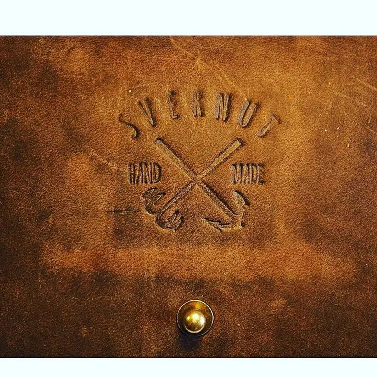 We wish you all a good week! Subscribe✅ and click the "like"❤️ For any questions you can contact via Direct messages 📩 #svernuthandmade #handmade #handmadeshop #handmadewithlove #work #leather #leathergoods #love #warszawa #dnipro #kyiv #dnepropetrovsk #leathercraft #backpack #bag #manstyle #man #style #classic #look