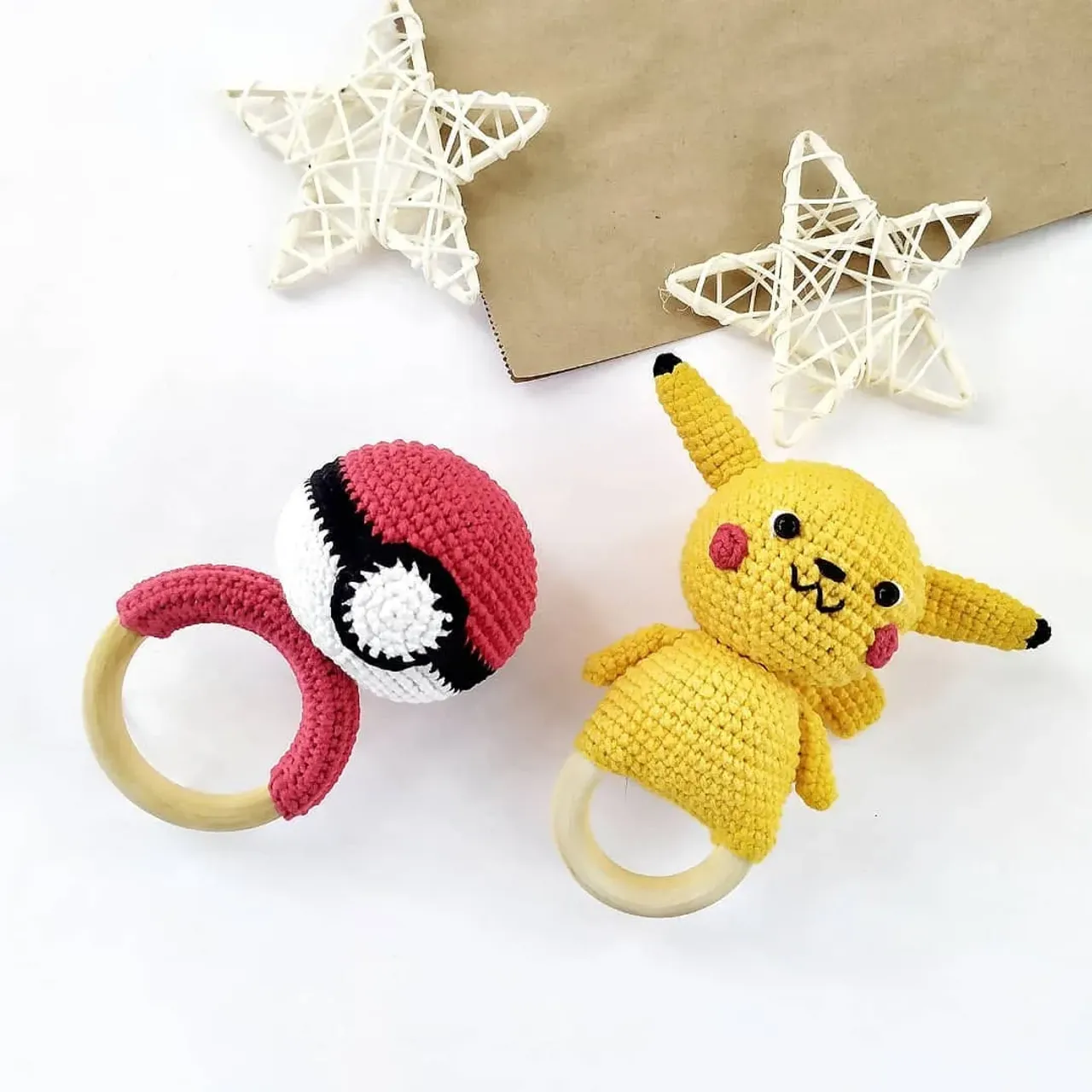 Кто тут любит покемончиков? 

Есть такие? 
********************
Pokemon pattern in my store.... Link in my bio😌