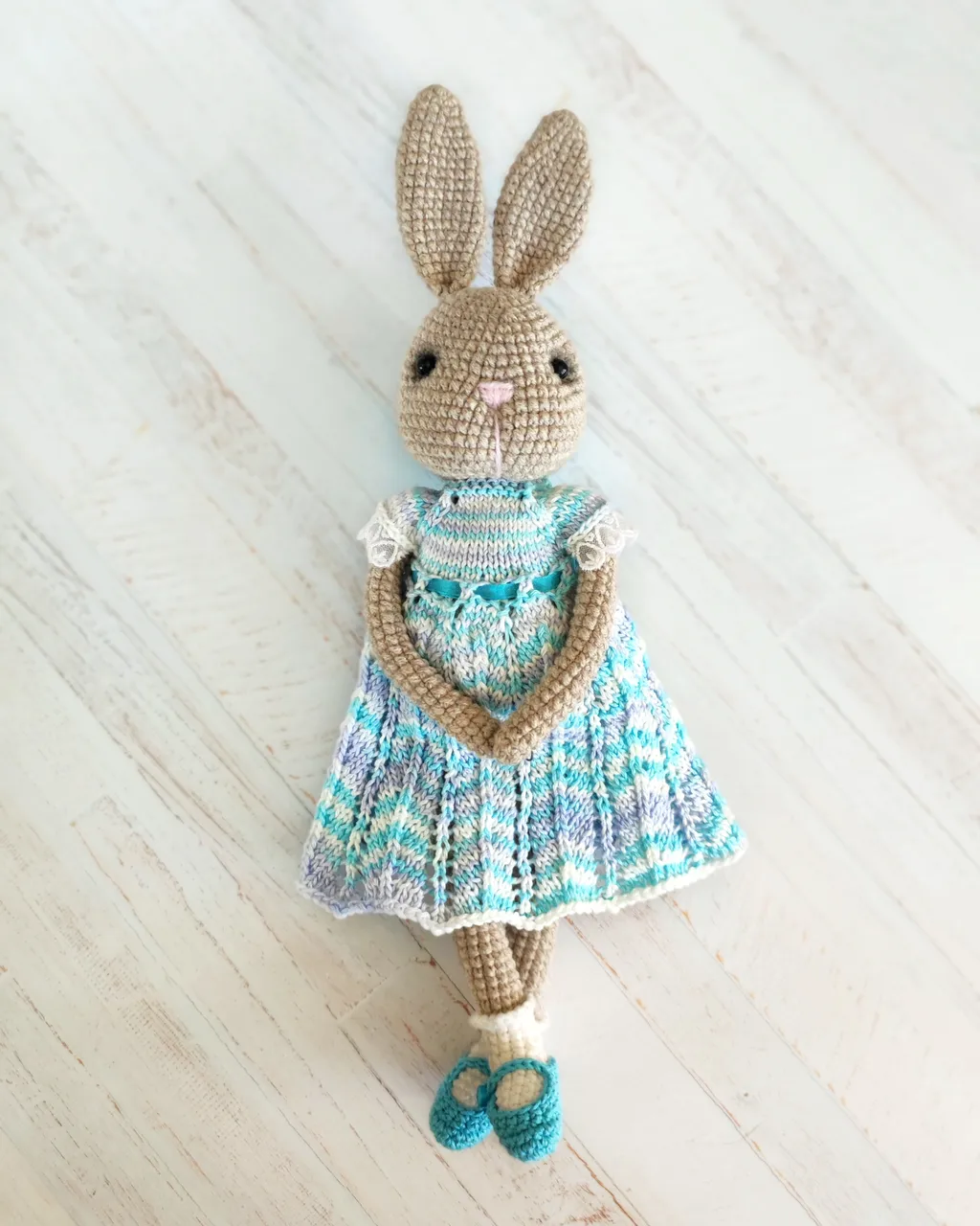 Easter Bunny
#eastergift #softbunny #springtabledecoration #knittedbunny #cuterabbit #animaltoy #stuffedanimals #easterdecor #crochetbunny #hamdmade #amigurumi #arttoys