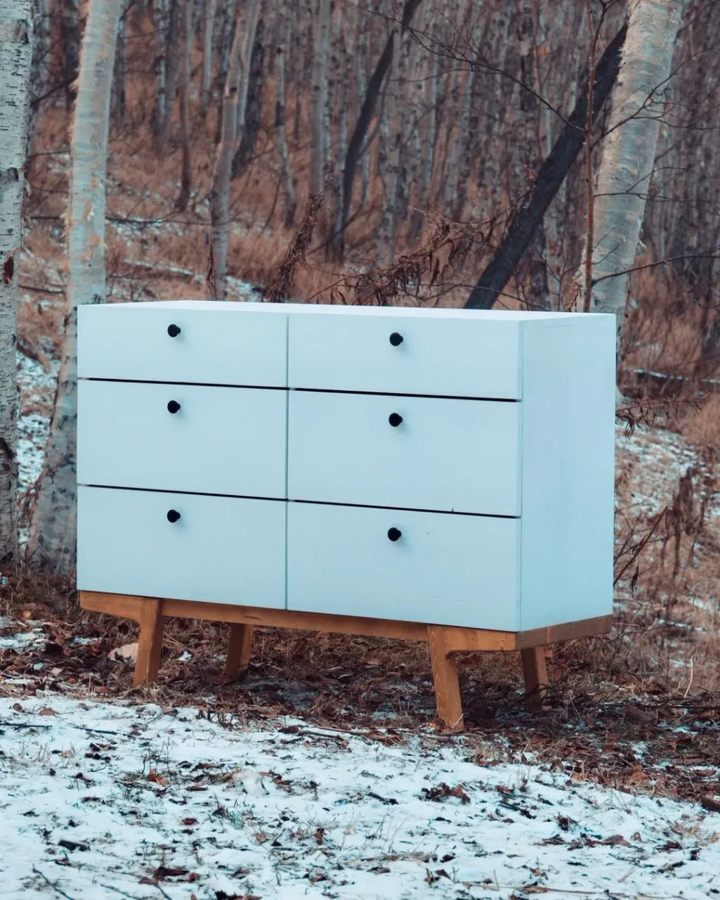 Комод.
Сделан из дерева. 
Вот.

#kamchatka #furniture #design #камчатка #мебель #дизайн #дизайнинтерьера