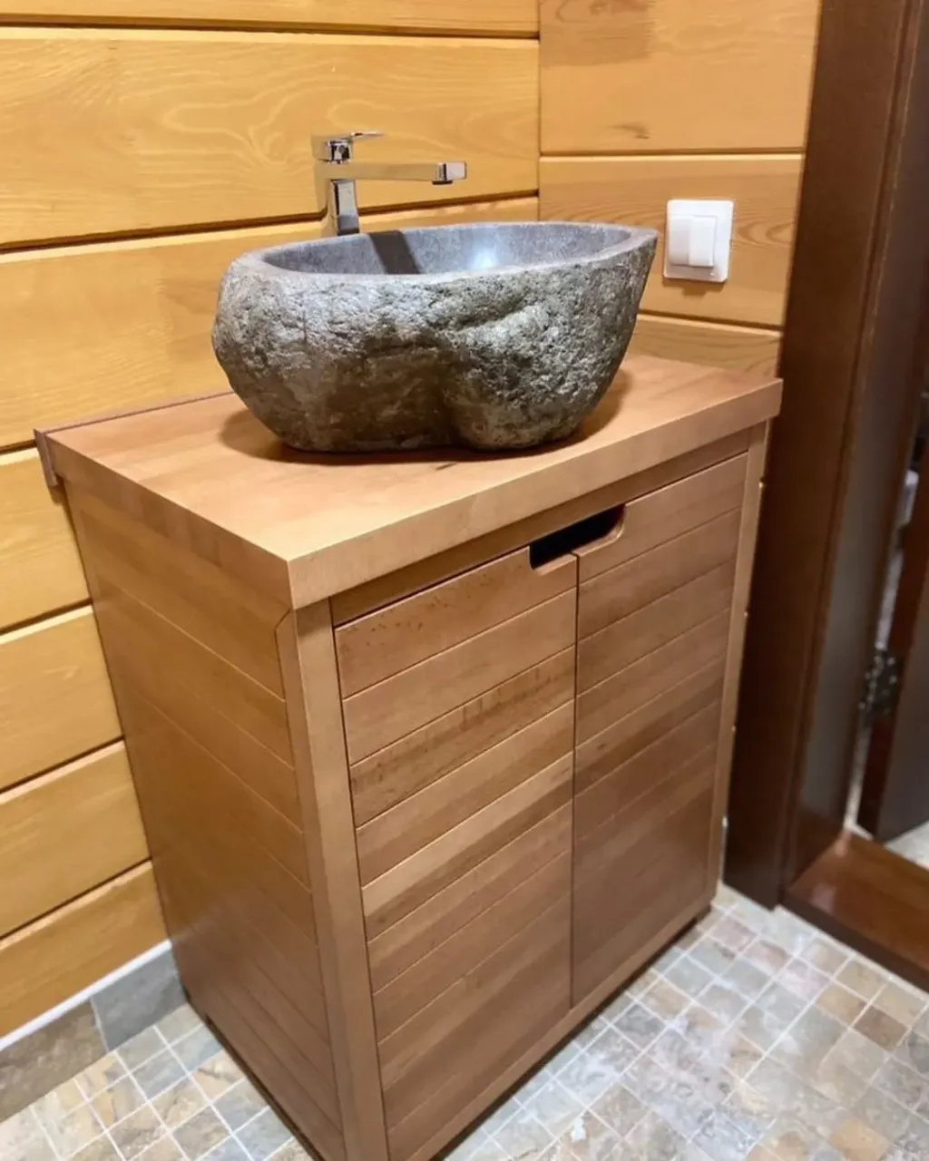 Ещё один довольный клиент!

#каменнаяраковина 
#раковинаизкамня
#тюмень 
#лофтдизайн 
#лофт
#настоящийкамень 
#stonesink
#нехуевыйкамень
#раковинаназаказ
#речнойкамень