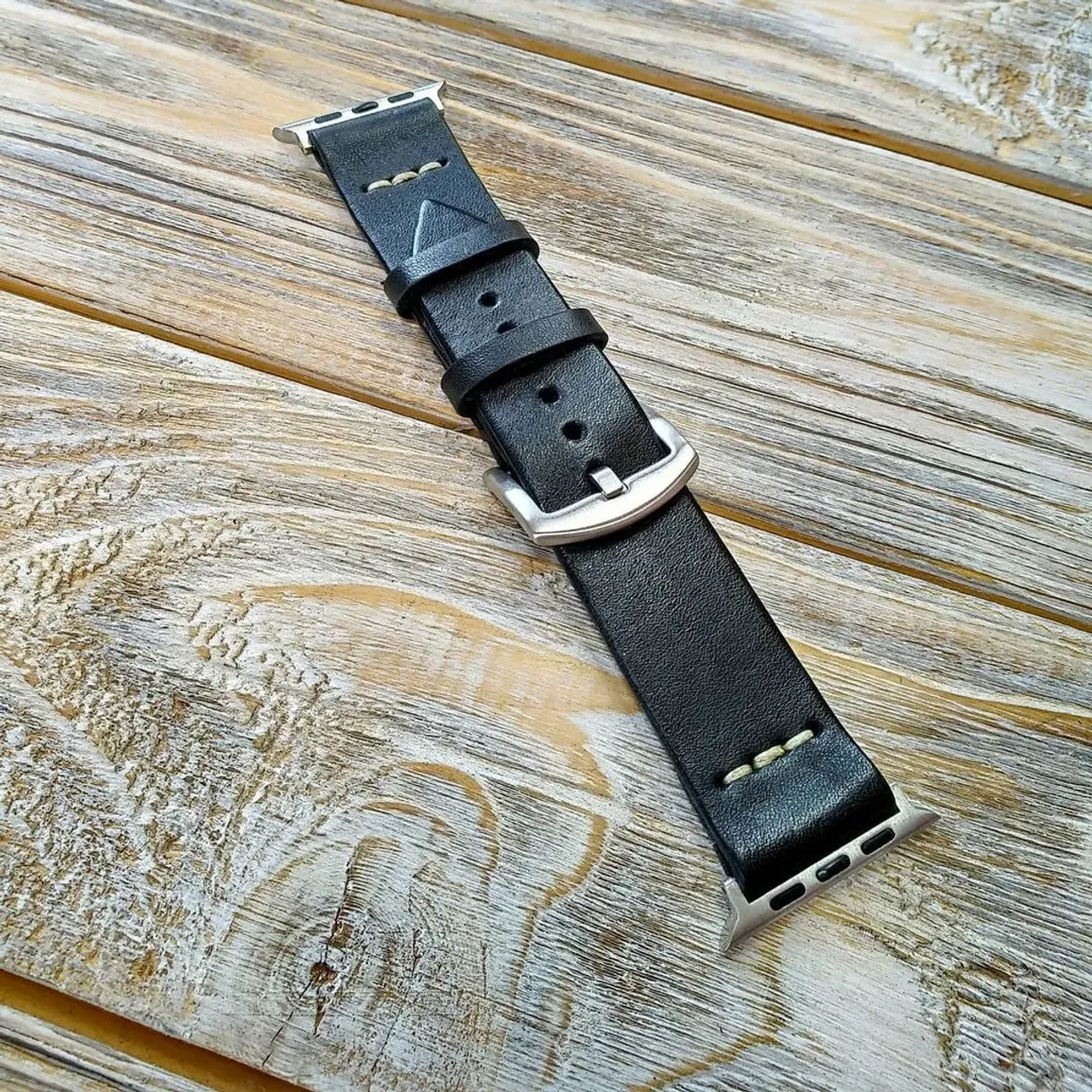 Apple watch. Leather belt. 
Comfort, style and durability.