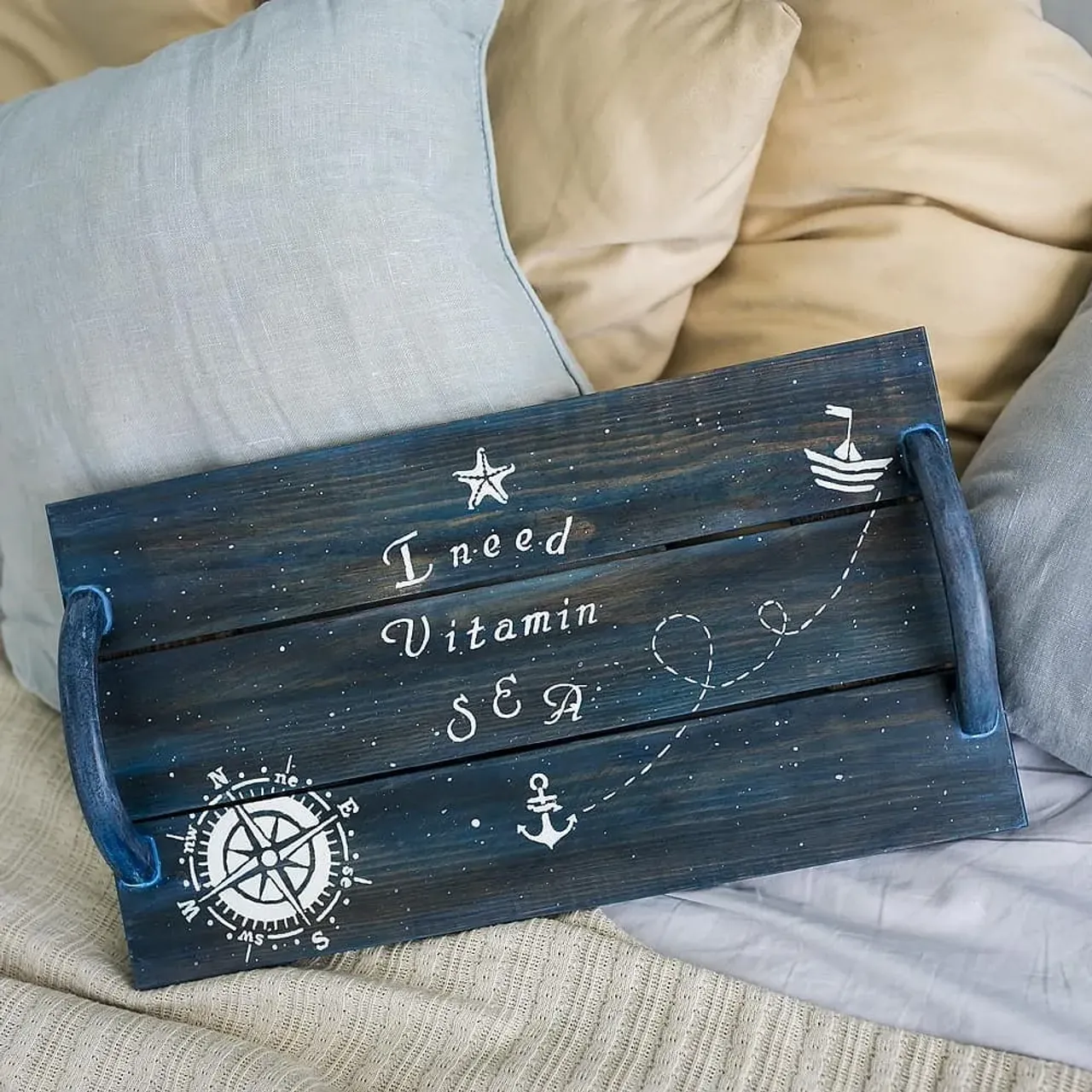 A lovely wooden breakfast tray in bed.
Imagine you wake up from the pleasant smell of coffee, from the aroma of fresh pastries. Opening your eyes, you see a loved one with a tray on which a fresh espresso and a crispy croissant.
The tray is made of solid wood manually painted and protected with a safe acrylic varnish.
Size:
Width 21 cm / 8.27 in
Length 38 cm / 14.96 in
#woodscraftgifts #wood #woodgift #wooddesign #woodtray #trayforbreakfast #breakfastinbed #handpainted #handmadedecor #handmadegifts #handmade #woodscraft_в_наличии