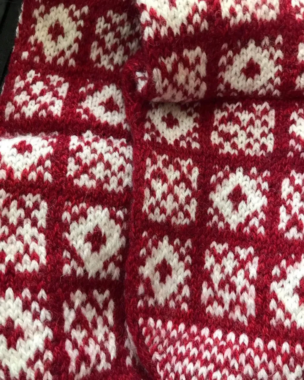 В наличии имеются носочки разных расцветок и размеров.  100% ручная работа, полушерсть. #knit#knitting#knitsocks#bootsocks#вязанныеноски