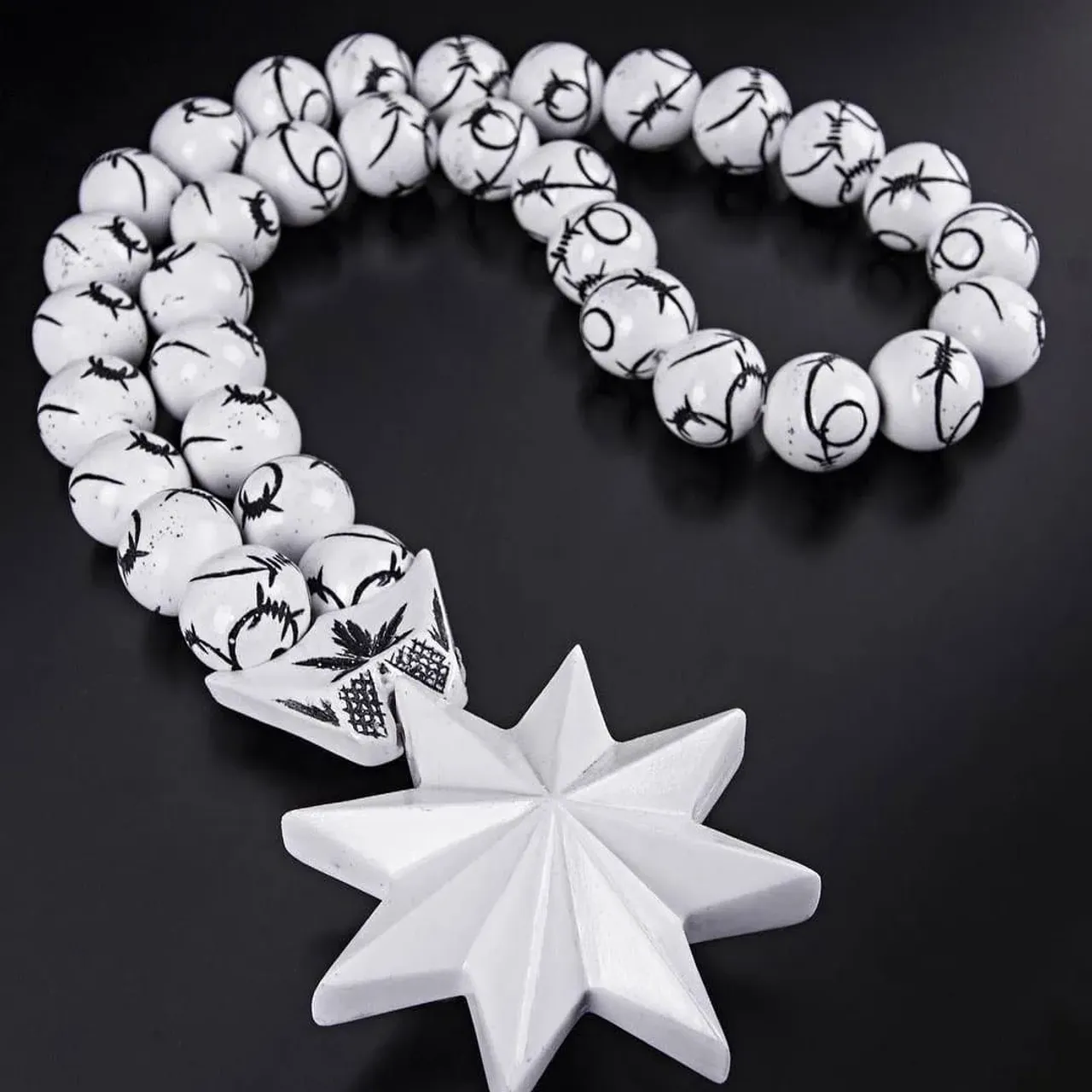 По многочисленным просьбам снова в продаже модель, о которой многие из вас постоянно спрашивают!
Специально для вас возобновили её производство.
⠀
✵ Материал: полиэфирная смола
✵ 33 бусины
✵ 100% ручная работа
⠀
Доставка четок по всей России:
- Почтой России, СДЭК, ПЭК
- Авито доставкой
- через сайт Wildberries по ссылке:
https://www.wildberries.ru/brands/venetsiya-170197

​

#четки, #купитьчетки, #купитьправославныечетки, #купитьмусульманскиечетки, #православныечетки, #мусульманскиечетки, #купитьперекидныечетки, #перекидныечетки, #бусиныкупить, #четкиинтернетмагазин, #православныйинтернетмагазин, #четкимосква, #подарокбрату,​ #подарок,​ #подарокмужу,​ #подарокна23, #подарокнапраздник, #гдекупитьчетки, #четкимагазин, #деньрождение, #подарокнаденьрождение, #четкивмашину

​