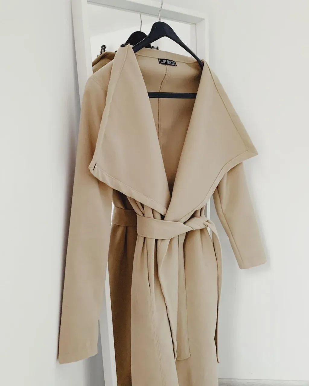 Кимоно 😻в наличии *
*
*
#details#regram#minimalism#coat#пальто#шерсть#streetstyle#styleoftheday#streettrends#neutrals#кимоно#бежевый#fashionmoment#casual#lookкупитьпальто#стиль#лук