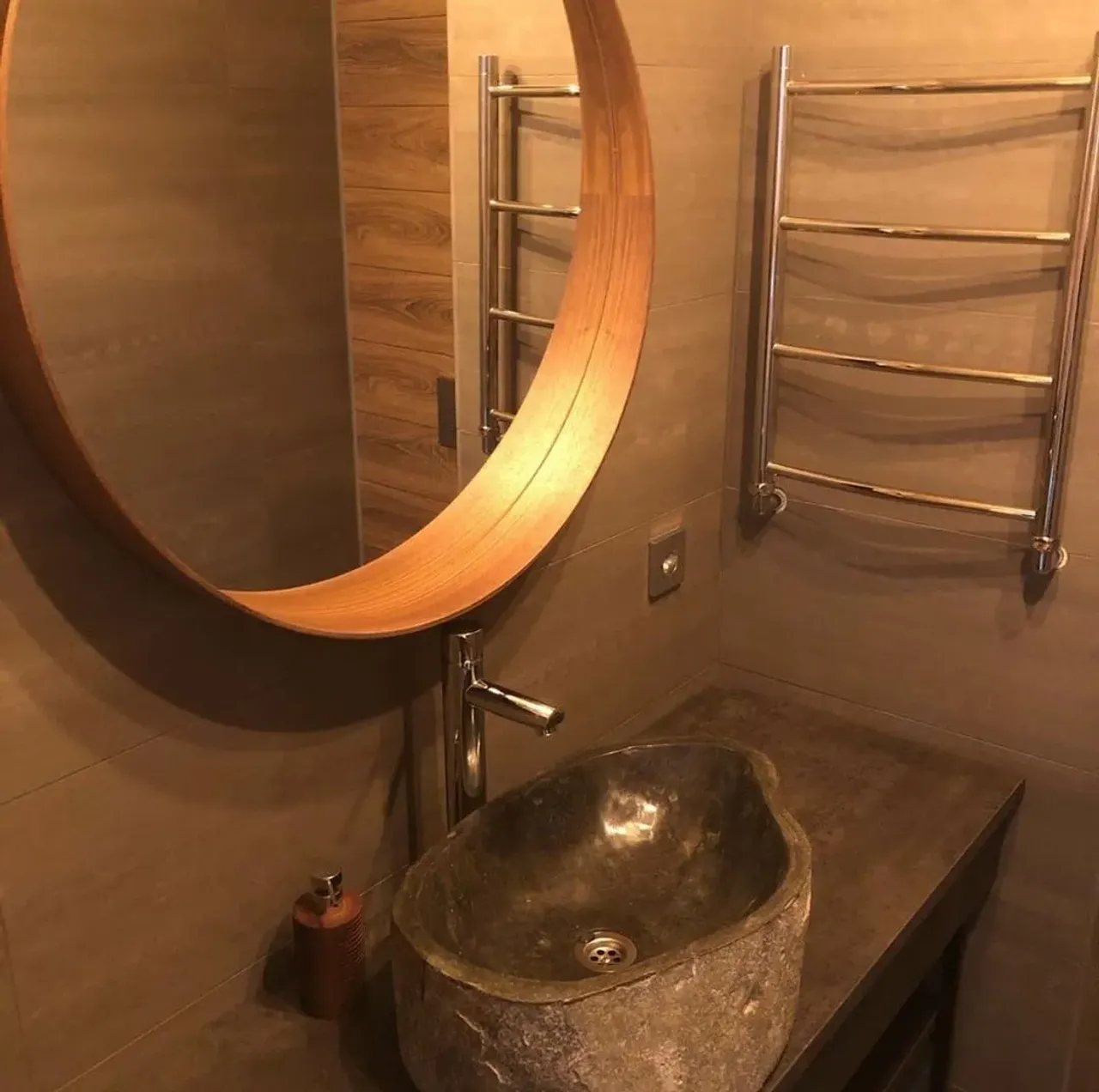 👏Мы очень рады , что у нас есть такие благодарные и отзывчивые клиенты.
Спасибо за заказ и за фото 🙏

#раковинаизкамня#Раковинаиздерева#раковинаизмрамора#раковинаизбетона#раковинаизискуственногокамня#раковинаизречногокамня#раковинаизтравертина#раковинаизгранита#раковинаизискусственногокамня#раковинаизнатуральногокамня#ваннаялофт#ваннаямечты#ваннаядизайн#ваннаямебель#ваннаямоеймечты#оникссподсветкой#ониксвинтерьере#оникскамень#оникснатуральный#ониксподсветка#ониксмосква#ониксспб#деревовинтерьере#дереворучнойработыд#деревовванной#раковиныbanglo