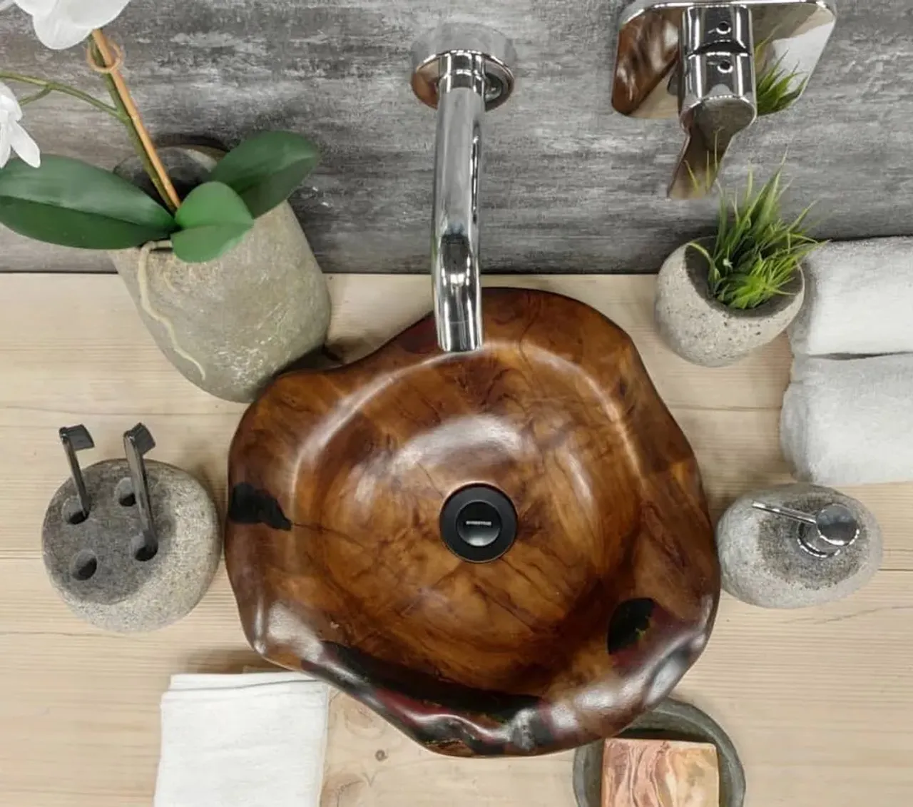 .
🤔Многим трудно представить использование древесины в непосредственном контакте с водой...но....⬇️
.
🌳Тик идеально подходит для изготовления раковин наравне с керамикой, натуральным и искусственным камнем, металлом и стеклом.
.
‼️ не гниет, не боится воды, древесина насыщена маслами👌
.
#раковиныbanglo#раковинаизокаменелогодерева#раковиныизкамня #раковиныизнатуральногокамня #раковинаизоникса #раковинаизмрамора#раковинаиздерева #раковинаизтика #работаскамнем#дизайнерскаяпродукция #декорванной #ваннаякомната #аксессуарыизкамня #раковинадляванной#элитнаясантехника#лофт #лофтдизайн #лофтинтерьер #ваннаякомнатадизайн #дизайнподключ#ремонтподключ #ремонтваннойкомнаты #лофтваннаякомната #идеидлядома #ремонтквартиры