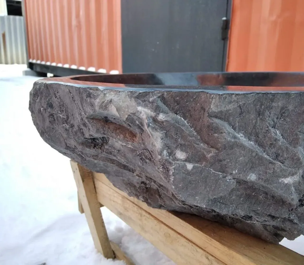 ☝️У раковин из натурального мрамора есть ряд преимуществ:

✅ “живой” материал;
✅красивейшая структура;
✅влагостойкость, 
✅прочность;
✅долголетие;
✅уникальность изделия.

#раковиныbanglo#раковинаизокаменелогодерева#раковиныизкамня #раковиныизнатуральногокамня #раковинаизоникса #раковинаизмрамора #работаскамнем#дизайнерскаяпродукция #декорванной #ваннаякомната #аксессуарыизкамня #раковинадляванной#элитнаясантехника#лофт #лофтдизайн #лофтинтерьер #ваннаякомнатадизайн #дизайнподключ#дизайнподключмосква #раковинымосква #раковиныспб