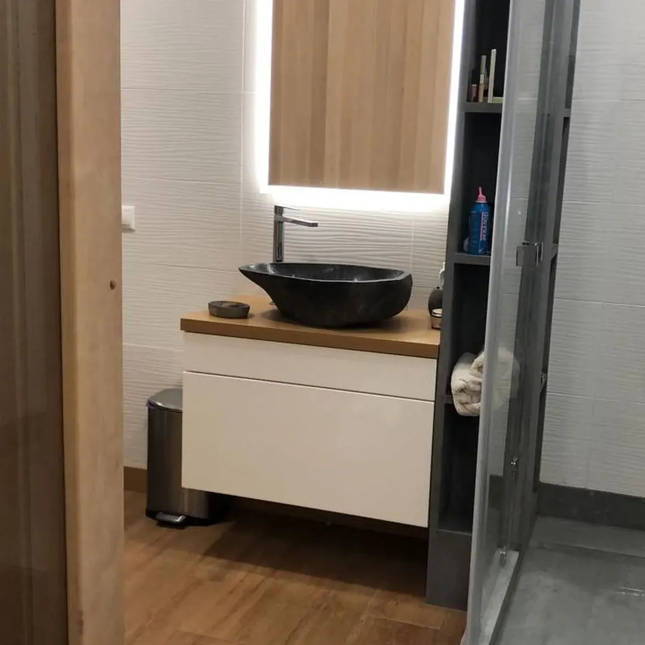 Лучше каменной раковины может быть только каменная  раковина от banglo.ru
.
🤗В чем, собственно говоря, не раз и убедились наши покупатели!☝
.

Ну и дополняет всю эту красоту конечно же мыльница и стакан из речного камня 👌

#раковиныbanglo#раковинаизокаменелогодерева#раковиныизкамня #раковиныизнатуральногокамня #раковинаизоникса #раковинаизмрамора #работаскамнем#дизайнерскаяпродукция #декорванной #ваннаякомната #аксессуарыизкамня #раковинадляванной#элитнаясантехника#лофт #лофтдизайн #лофтинтерьер #ваннаякомнатадизайн #дизайнподключ#дизайнподключмосква #раковинымосква #раковиныспб