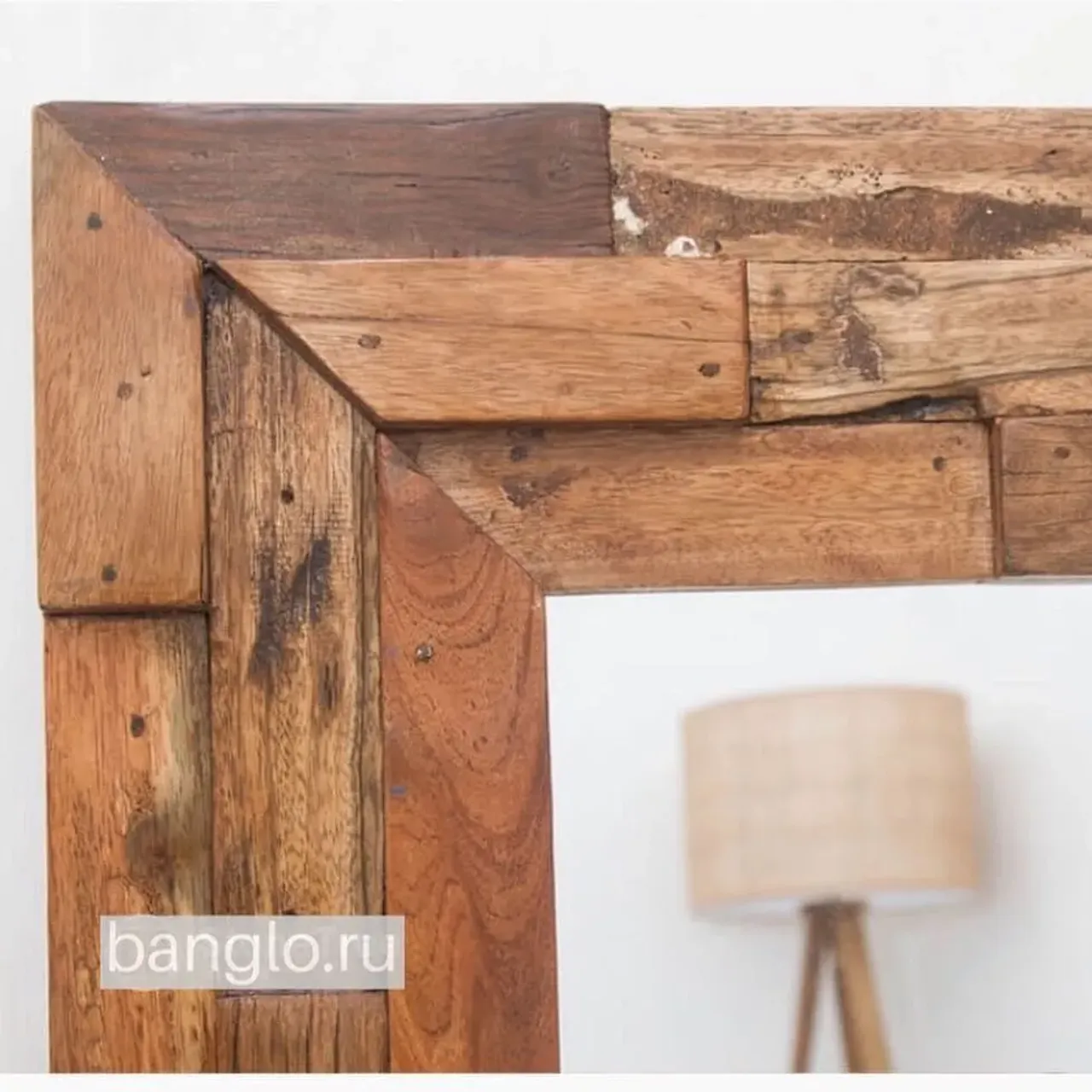 ◻️Зеркало изготавливается из фрагментов настоящего рыболовецкого судна, возраст которого 20-40 лет.
❕
🔷Зеркало в наличии.
✔️Длина 80 см
✔️Ширина  60 см
❕
.
#зеркало #зеркалоиздерева #зеркалоизлодки #зеркаловванную#дизайнванной #оформлениеинтерьера #работаскамнем#дизайнерскаяпродукция#слэбы #слэбыизмассивадерева#слэбыспб #слэбымск #декорванной #ваннаякомната #аксессуарыизкамня #раковинадляванной#элитнаясантехника#лофт #лофтдизайн #лофтинтерьер #ваннаякомнатадизайн #дизайнподключ#дизайнподключмосква #раковинымосква #раковиныспб