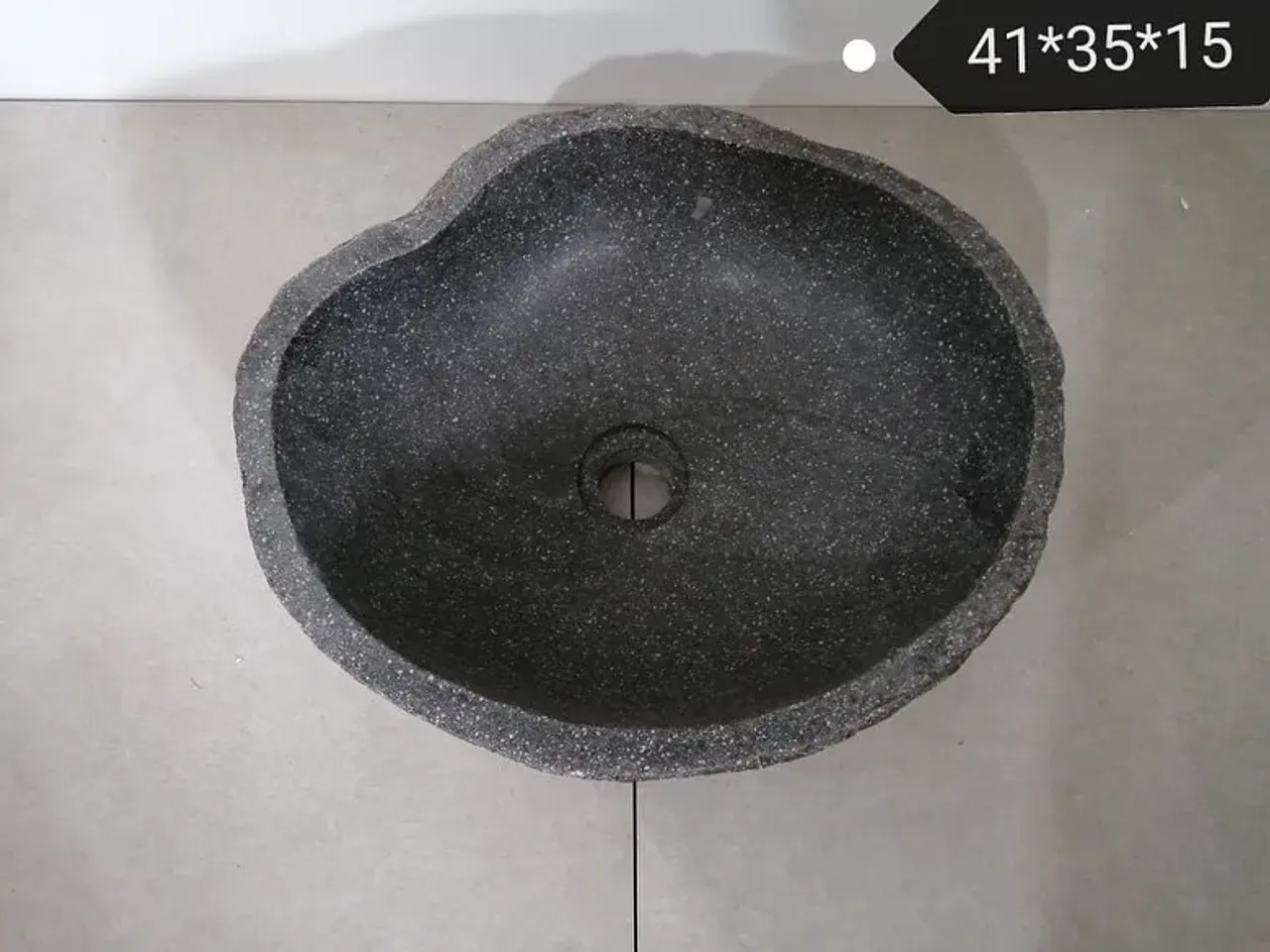 Речной камень активно используется для изготовления раковин,  благодаря разнообразию его оттенков и фактуры. Помимо прекрасного внешнего вида, изделия из натурального камня отличаются великолепными эксплуатационными характеристиками, долговечностью, надежностью и простотой в уходе.

#раковиныbanglo#раковинаизокаменелогодерева#раковиныизкамня #раковиныизнатуральногокамня #раковинаизоникса #раковинаизмрамора #работаскамнем#дизайнерскаяпродукция#слэбы #слэбыизмассивадерева#слэбыспб #слэбымск #декорванной #ваннаякомната #аксессуарыизкамня #раковинадляванной#элитнаясантехника#лофт #лофтдизайн #лофтинтерьер #ваннаякомнатадизайн #дизайнподключ#дизайнподключмосква #раковинымосква #раковиныспб