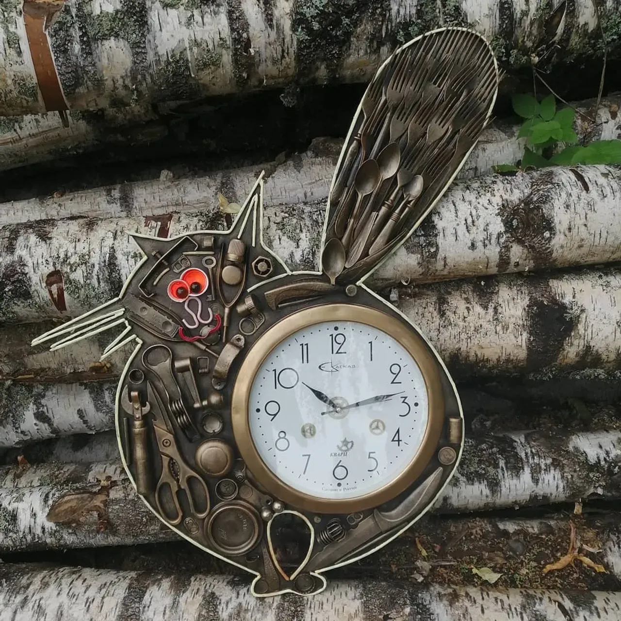 ⚙️ Снова часы в виде КОТа. Делаю уже четвёртые, в этот раз для кухни. #SanSey #уют #стимпанк #часы #интерьер
°
°
°
С уважением, 
⚙️Мастерская "SanSey.Steampunk", Александр Самышин